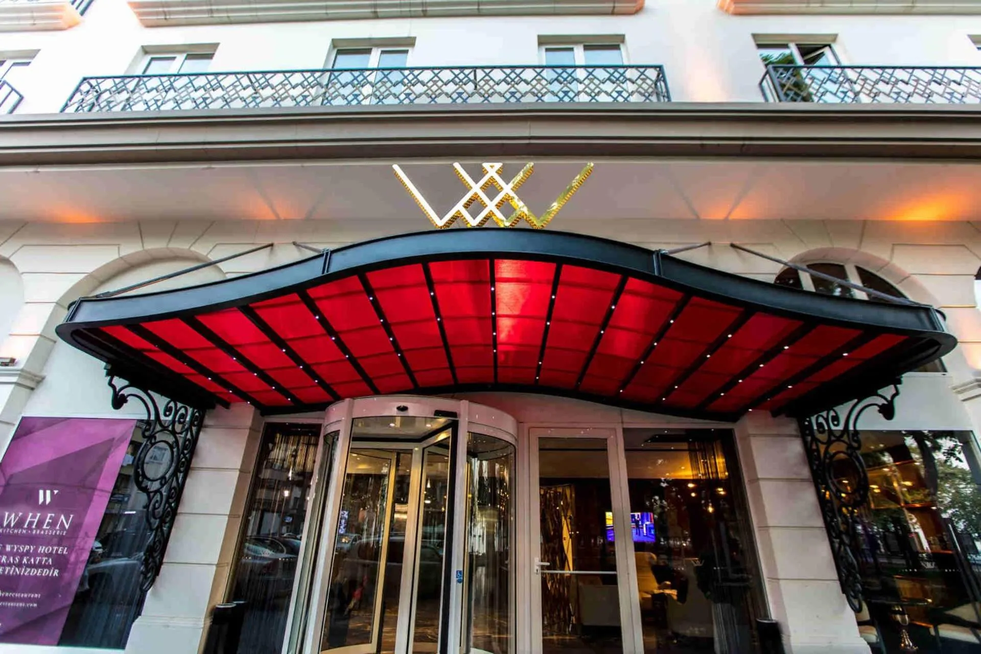 Facade/entrance in The Wyspy Hotel