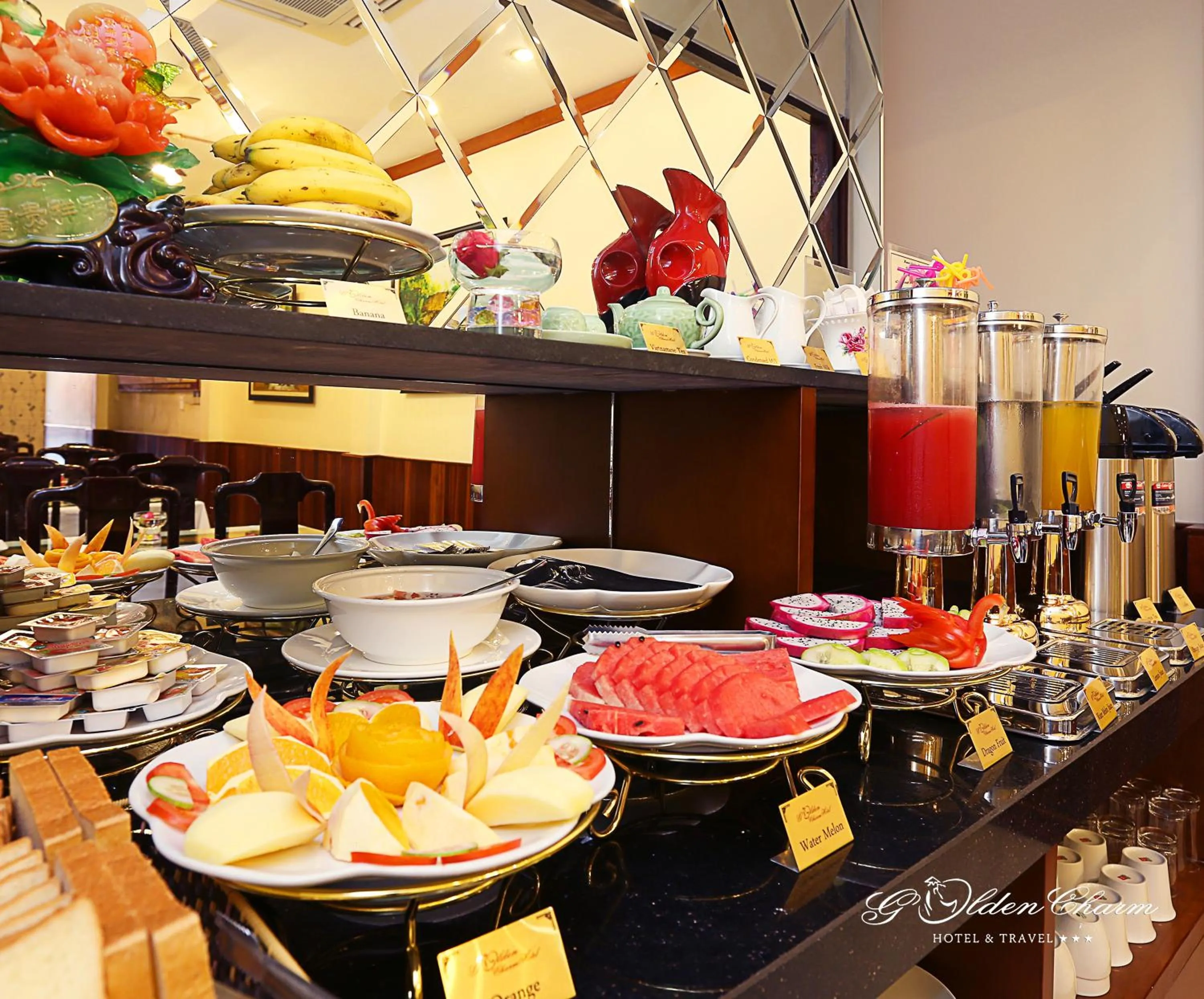 Restaurant/places to eat in Hanoi Golden Charm Hotel