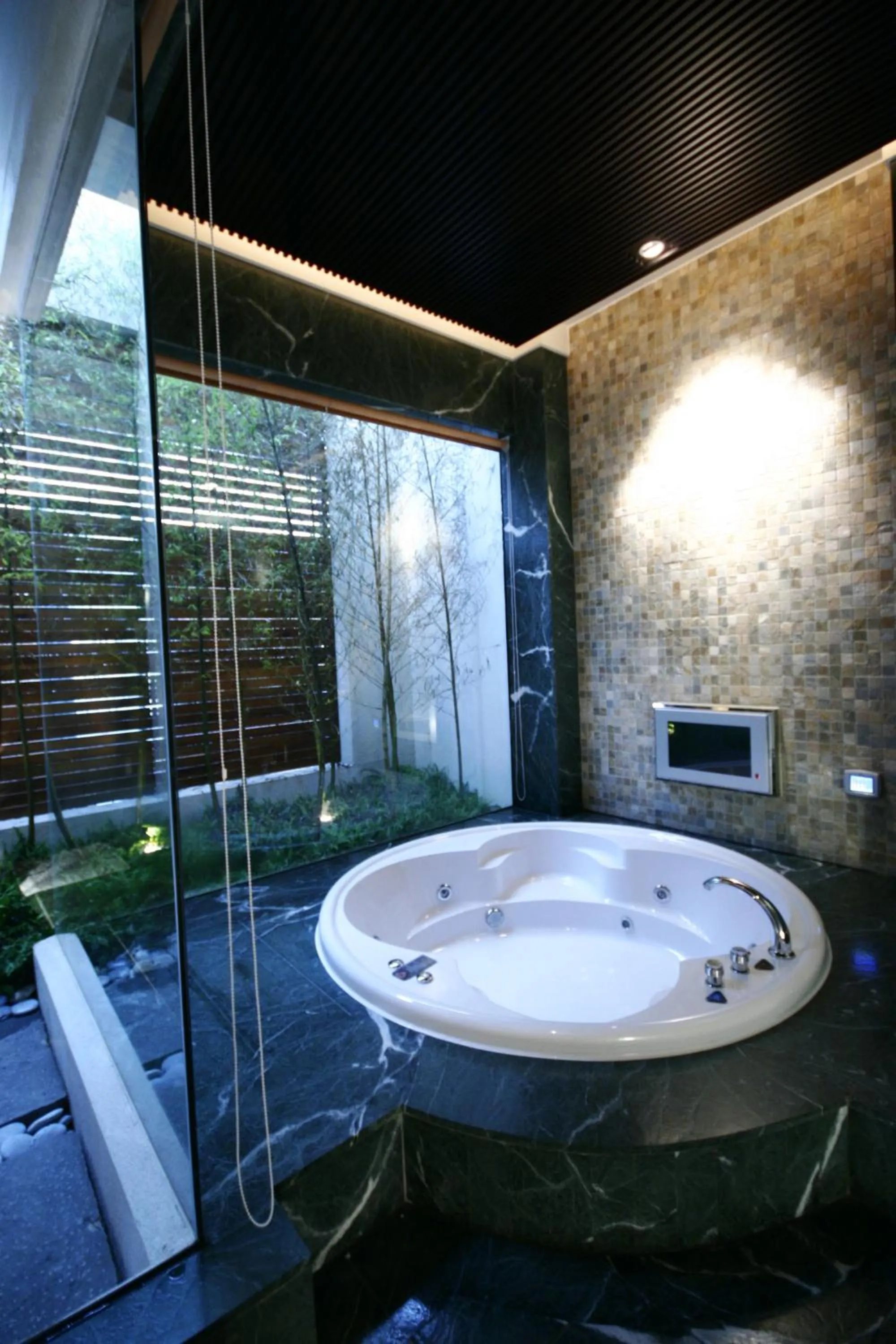 The Yorker Deluxe Motel