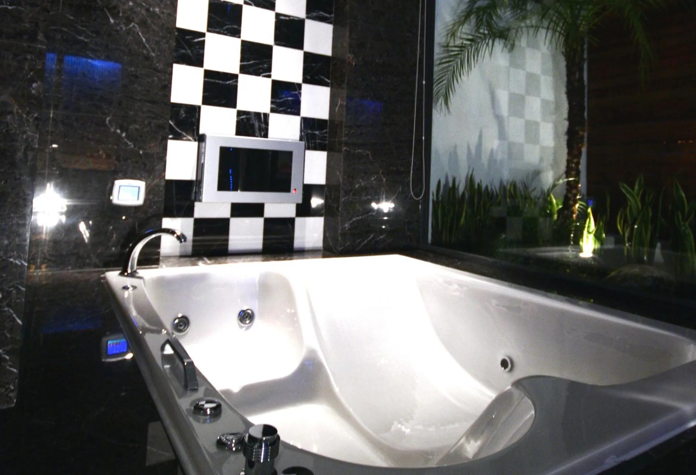 The Yorker Deluxe Motel