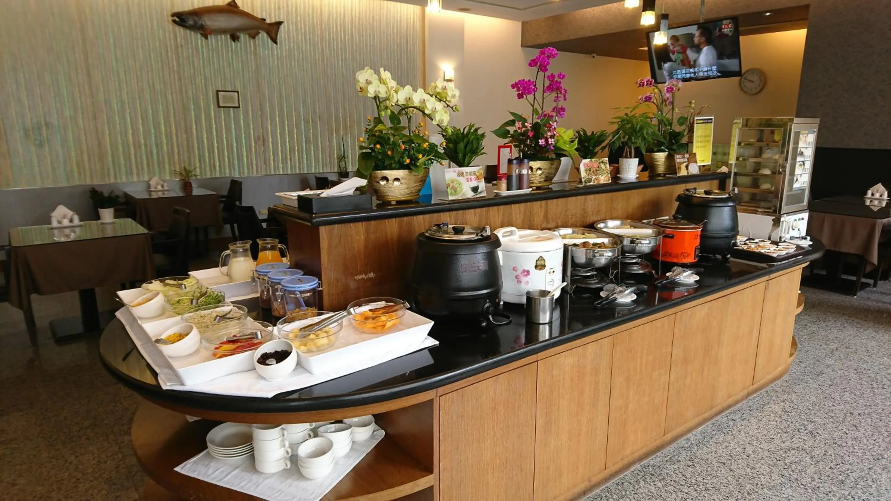 Breakfast in The Yorker Deluxe Motel