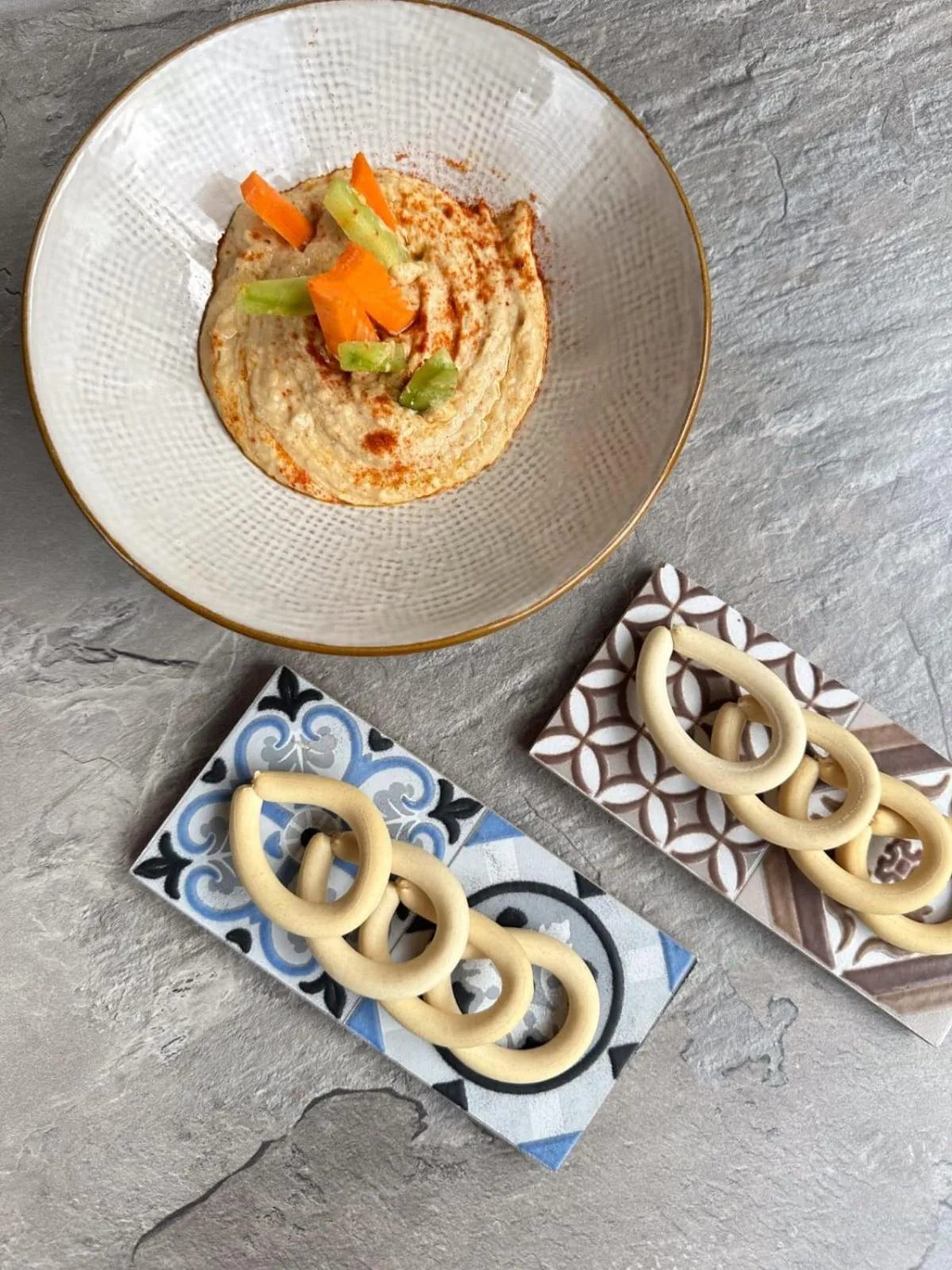 Restaurant/places to eat in New Hotel Colon