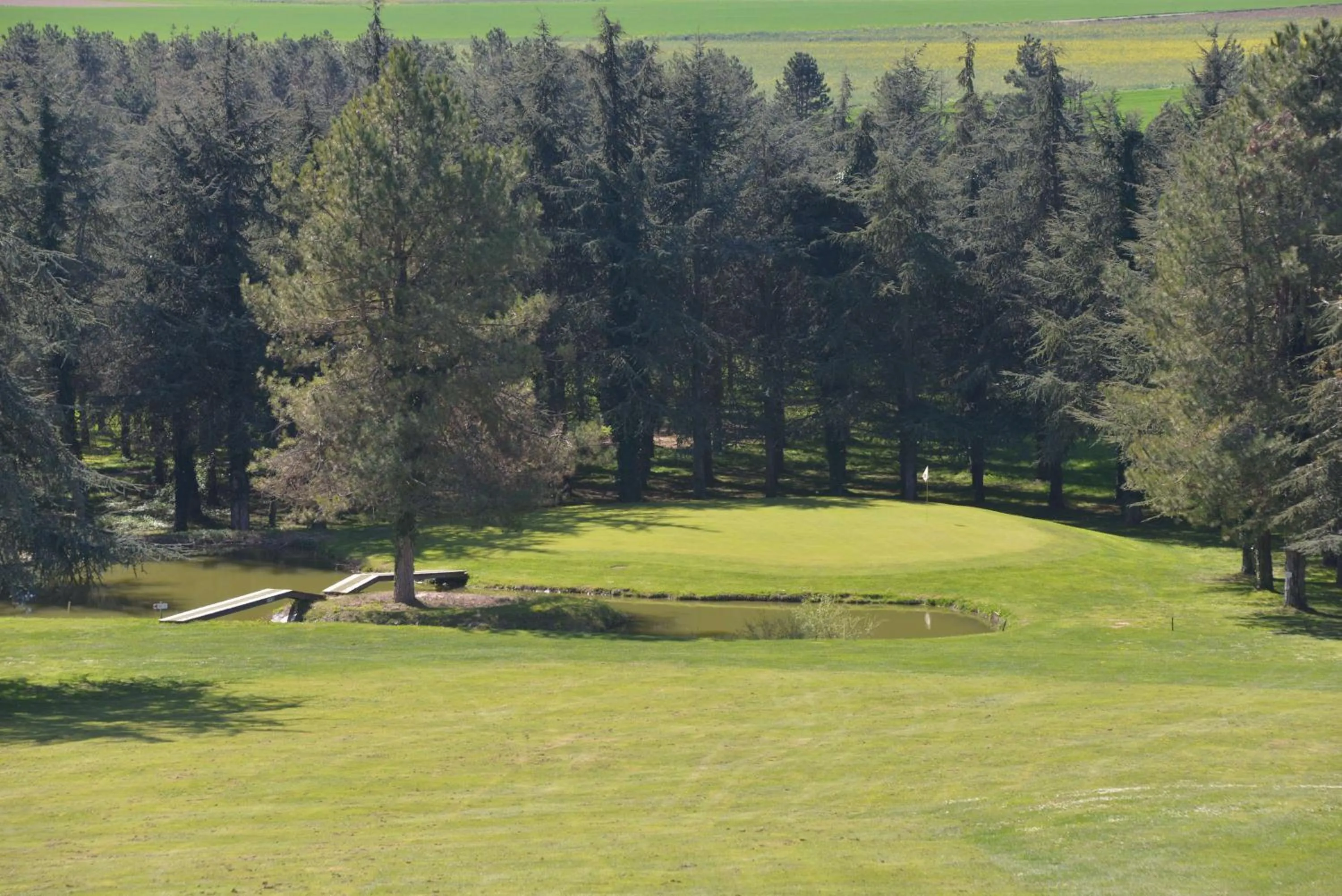 Golfcourse in Best Western Golf d'Albon