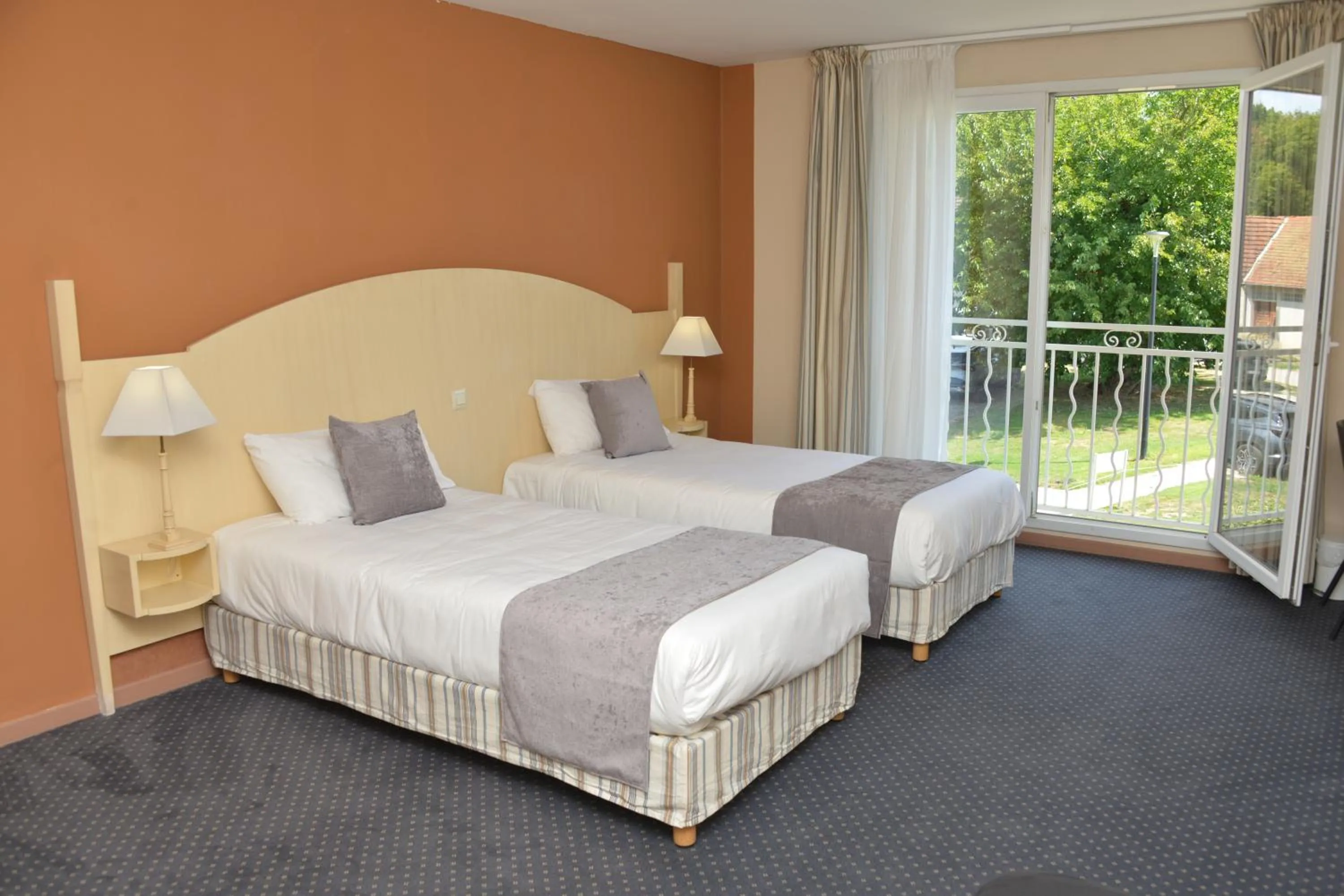 Bedroom, Bed in Best Western Golf d'Albon