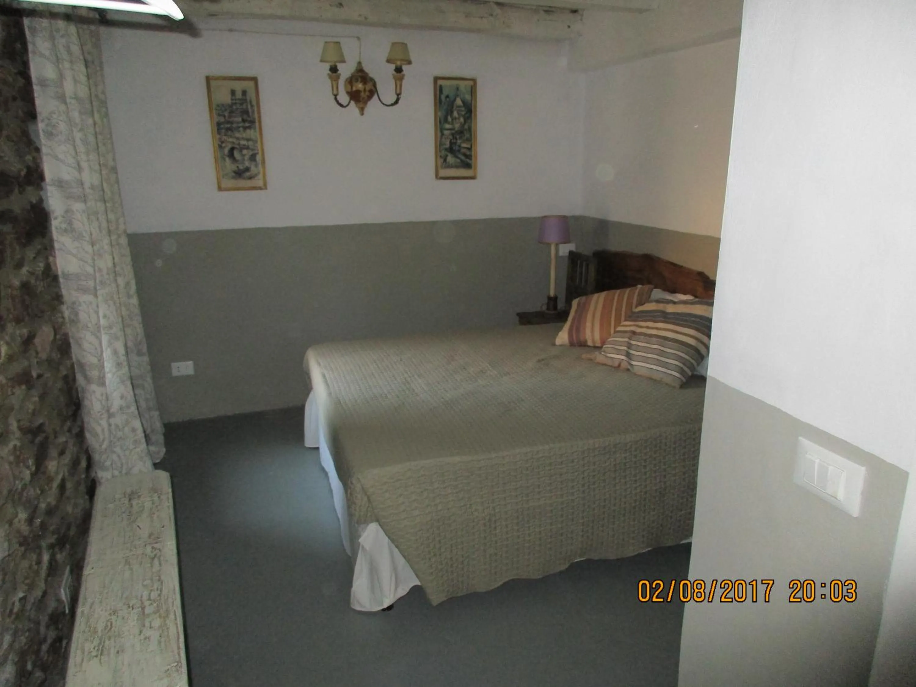 Bed in Viandanti, Artisti e Sognatori