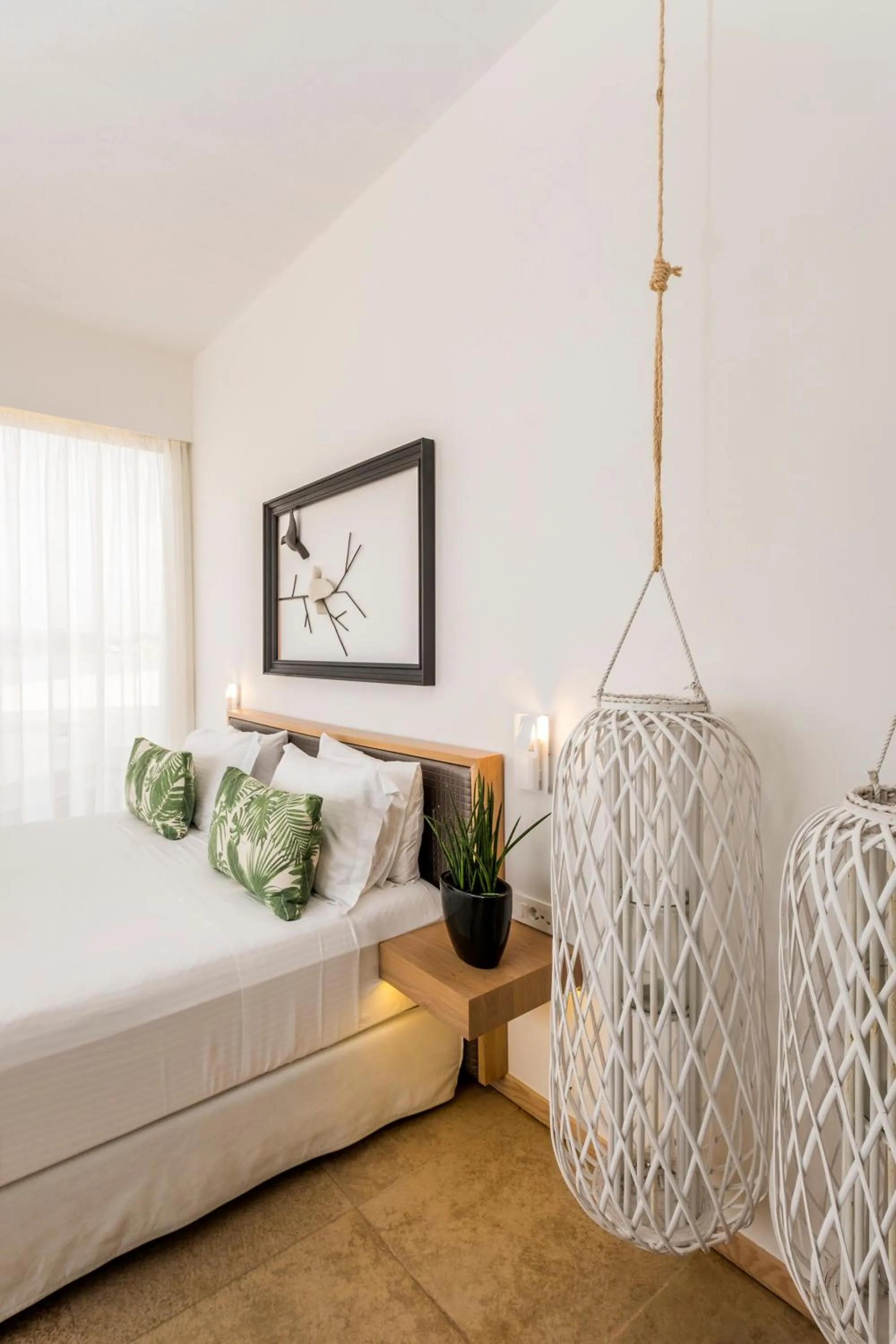 Decorative detail, Bed in Kalamaki Luxury Suites