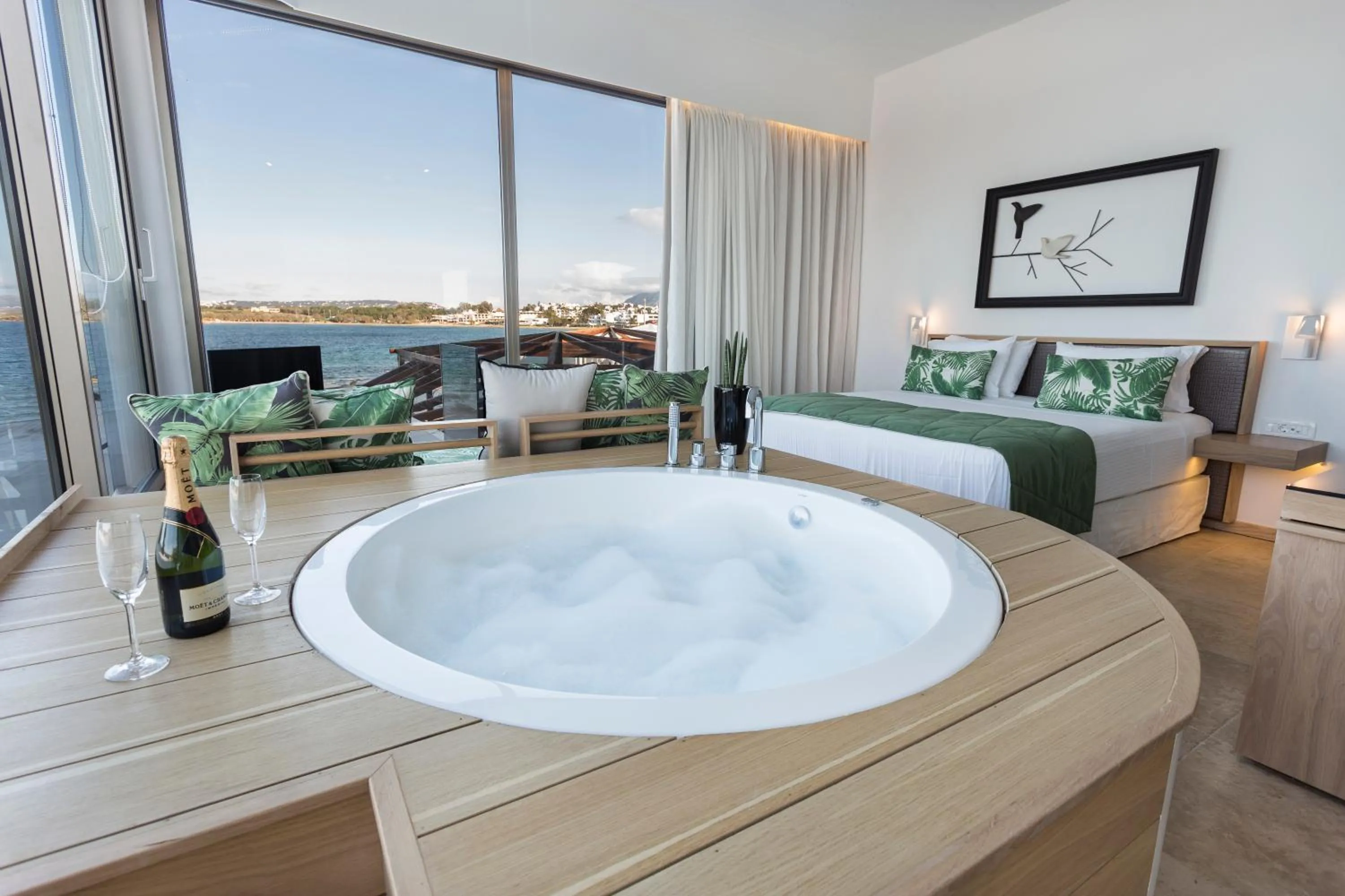 Coffee/tea facilities, Bed in Kalamaki Luxury Suites