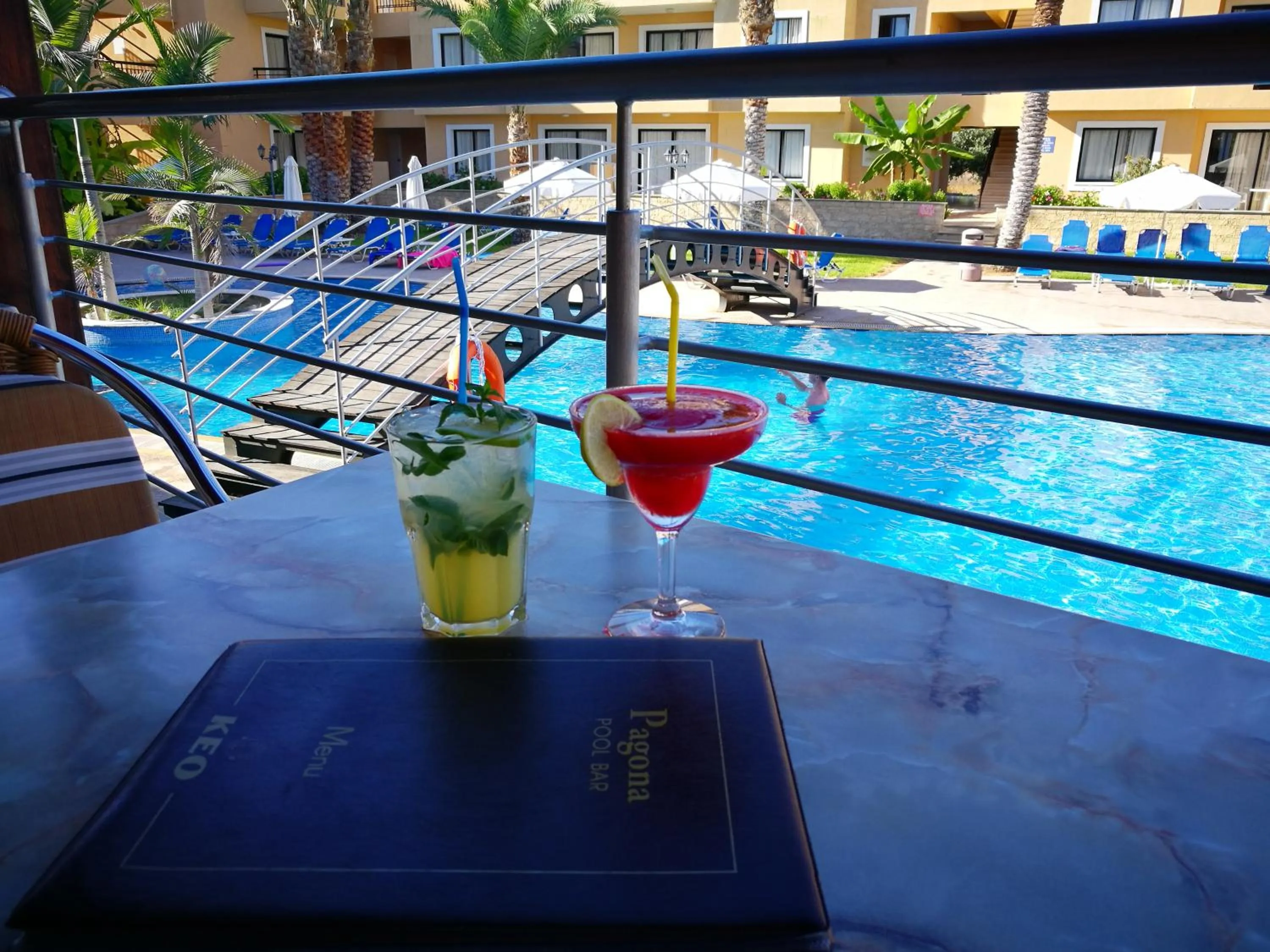 Restaurant/places to eat in Pagona Holiday Apartments