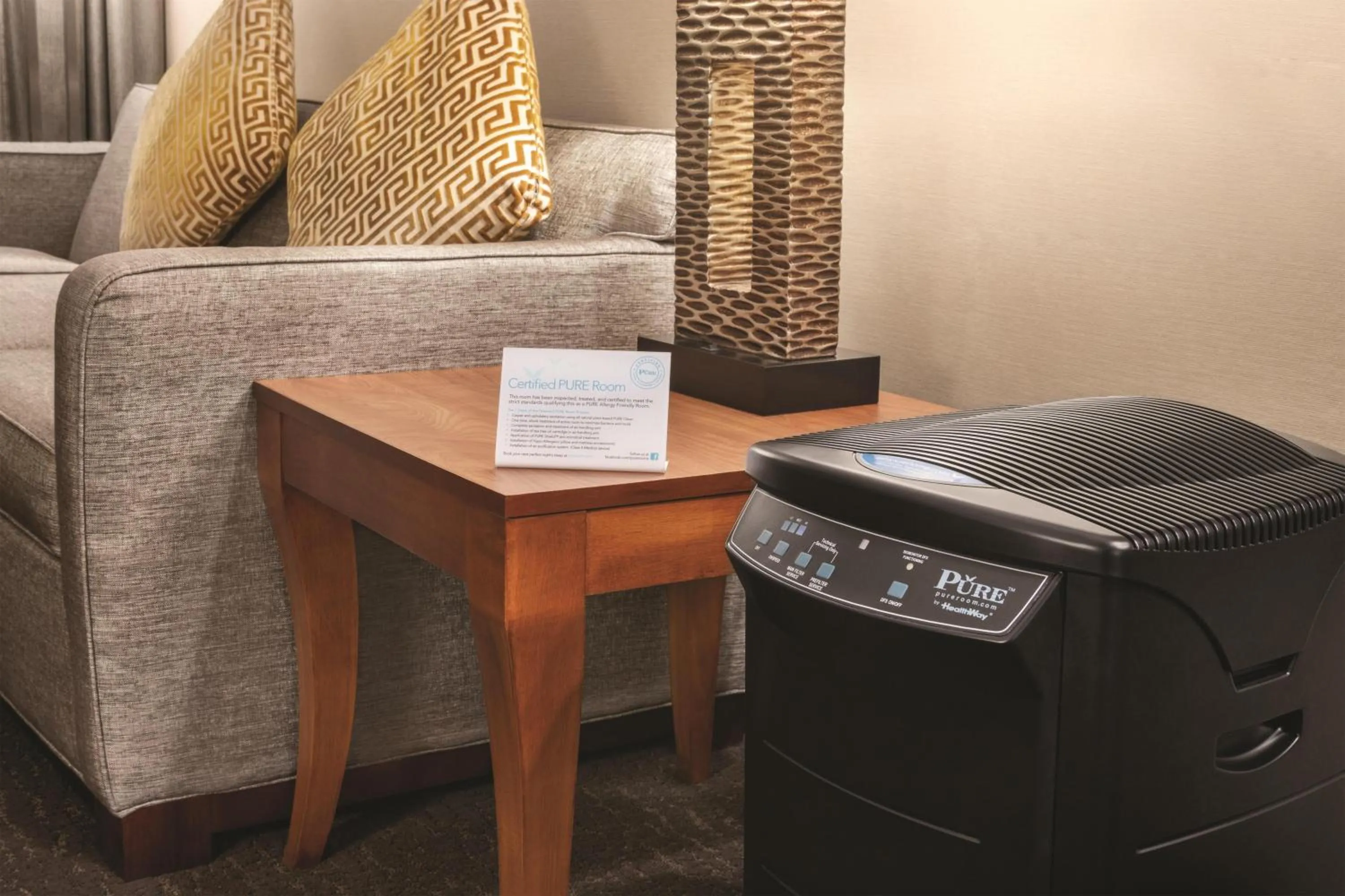 Living room in Embassy Suites by Hilton Franklin Cool Spring