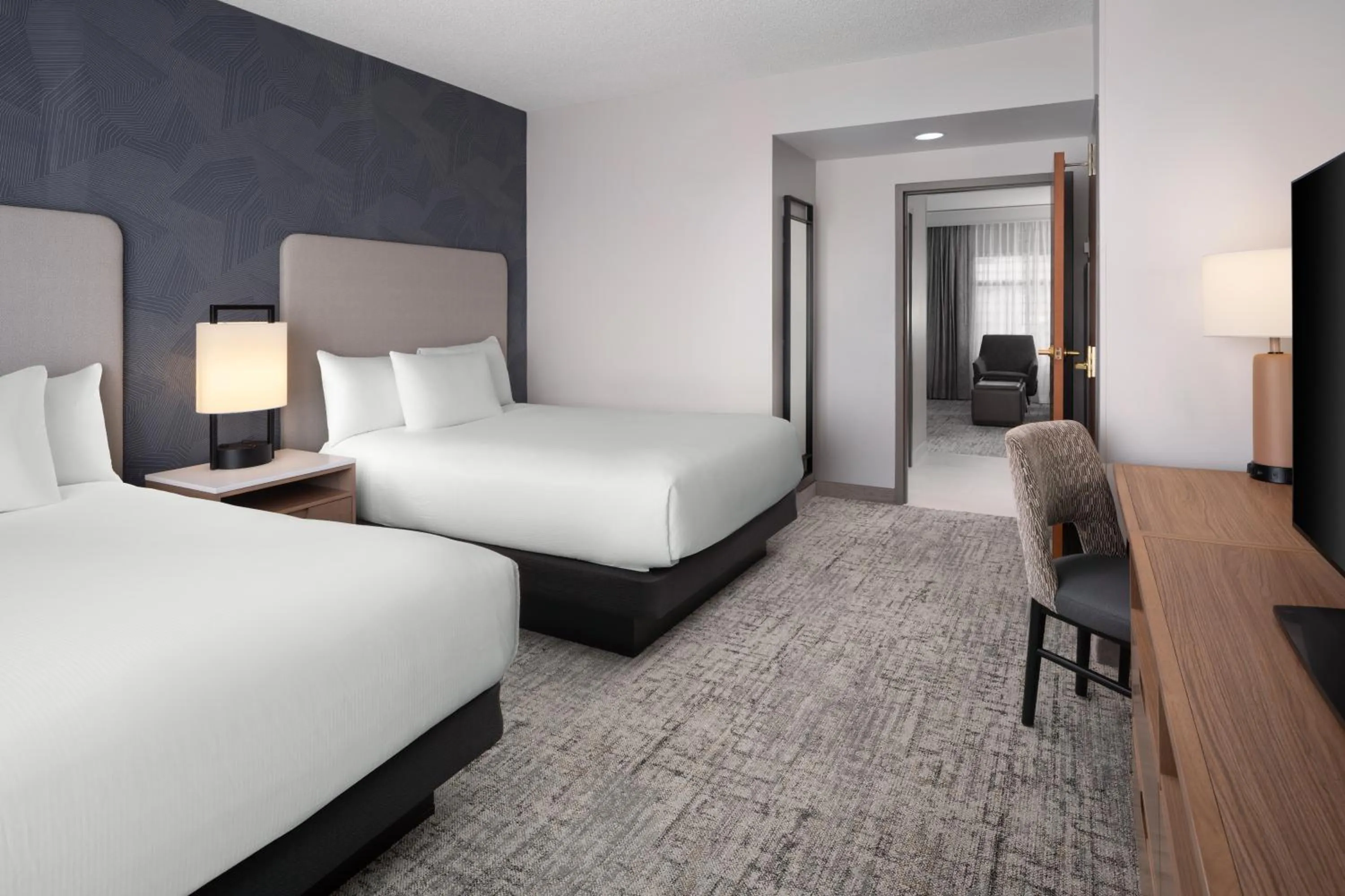 Bedroom, Bed in Embassy Suites by Hilton Franklin Cool Spring