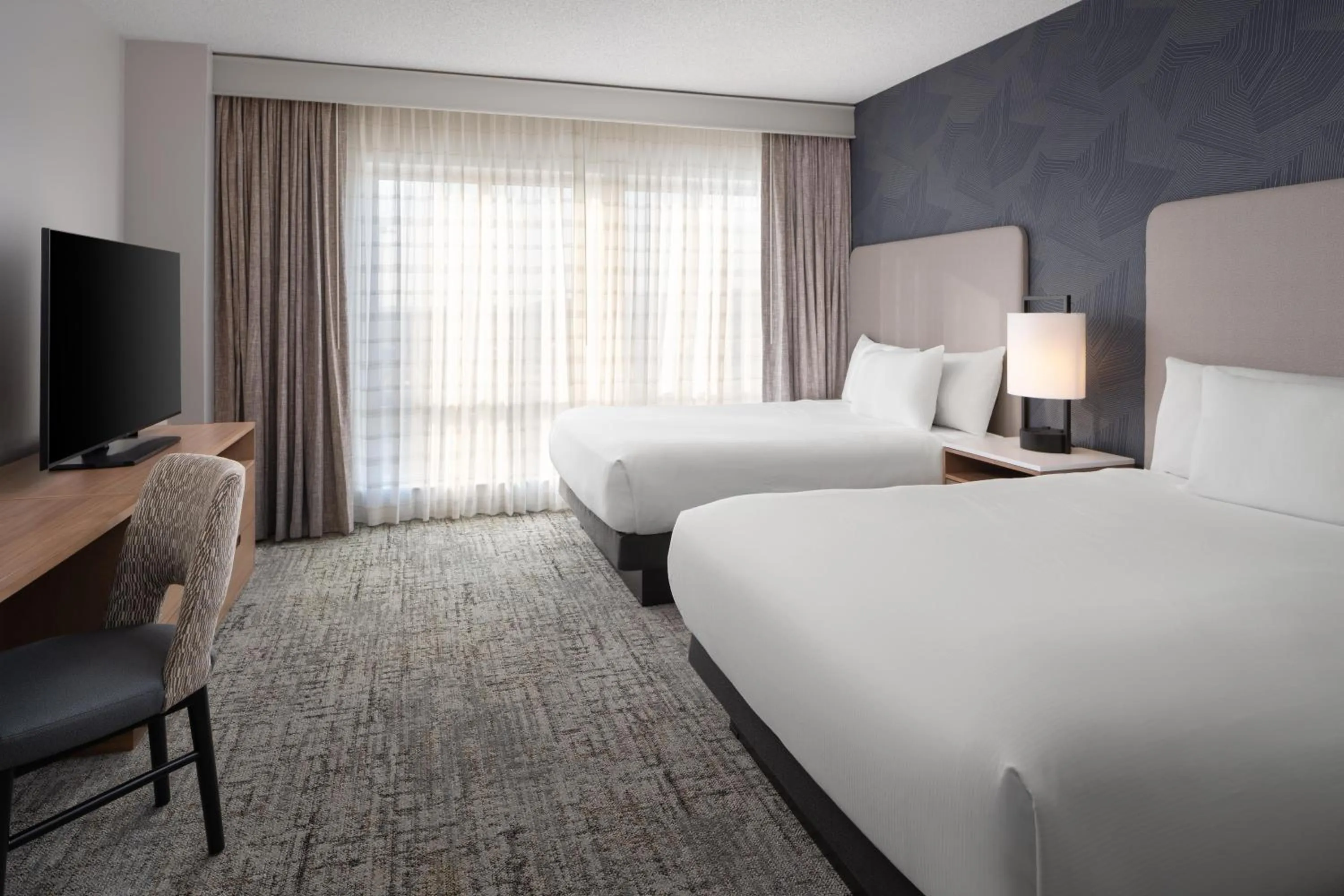 Bed in Embassy Suites by Hilton Franklin Cool Spring