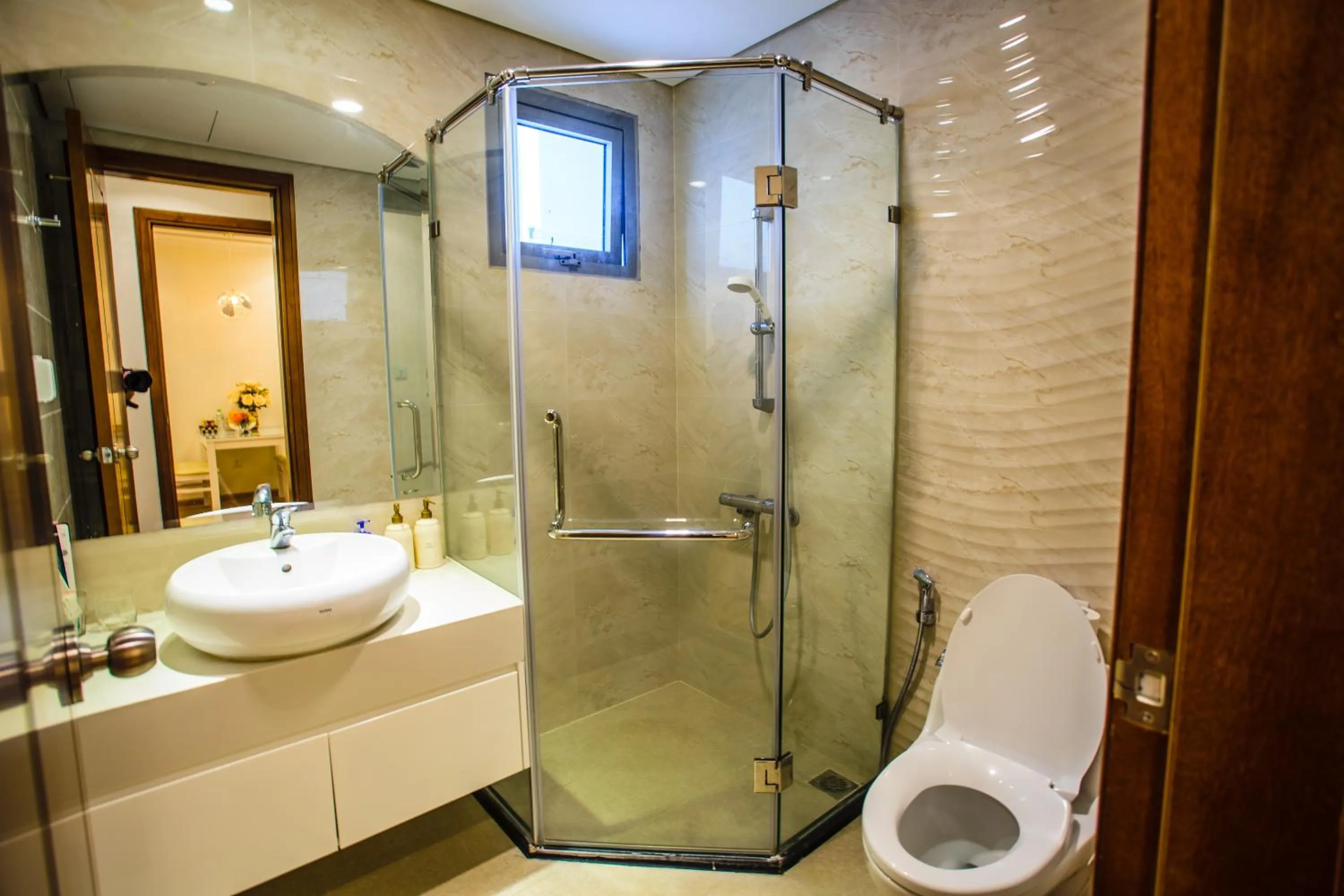 Full House Times City