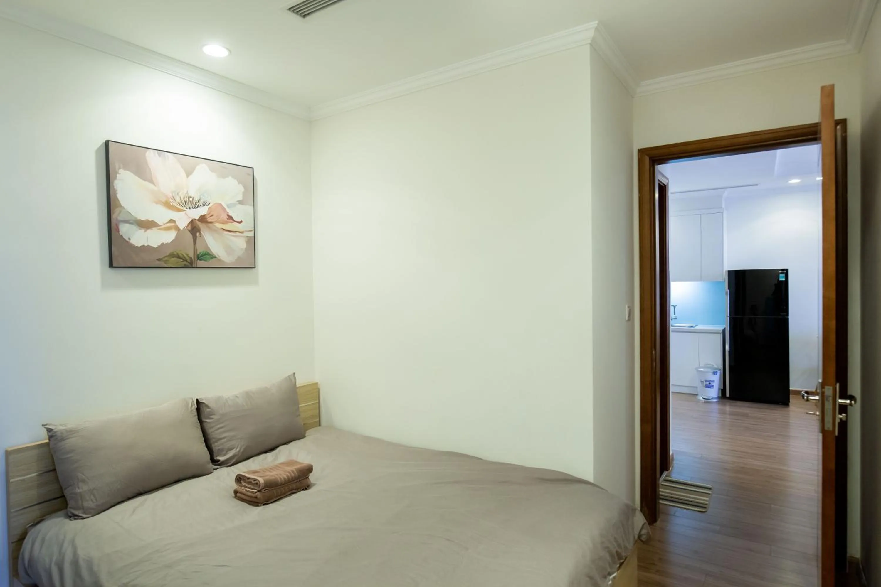 Bed in Full House Times City