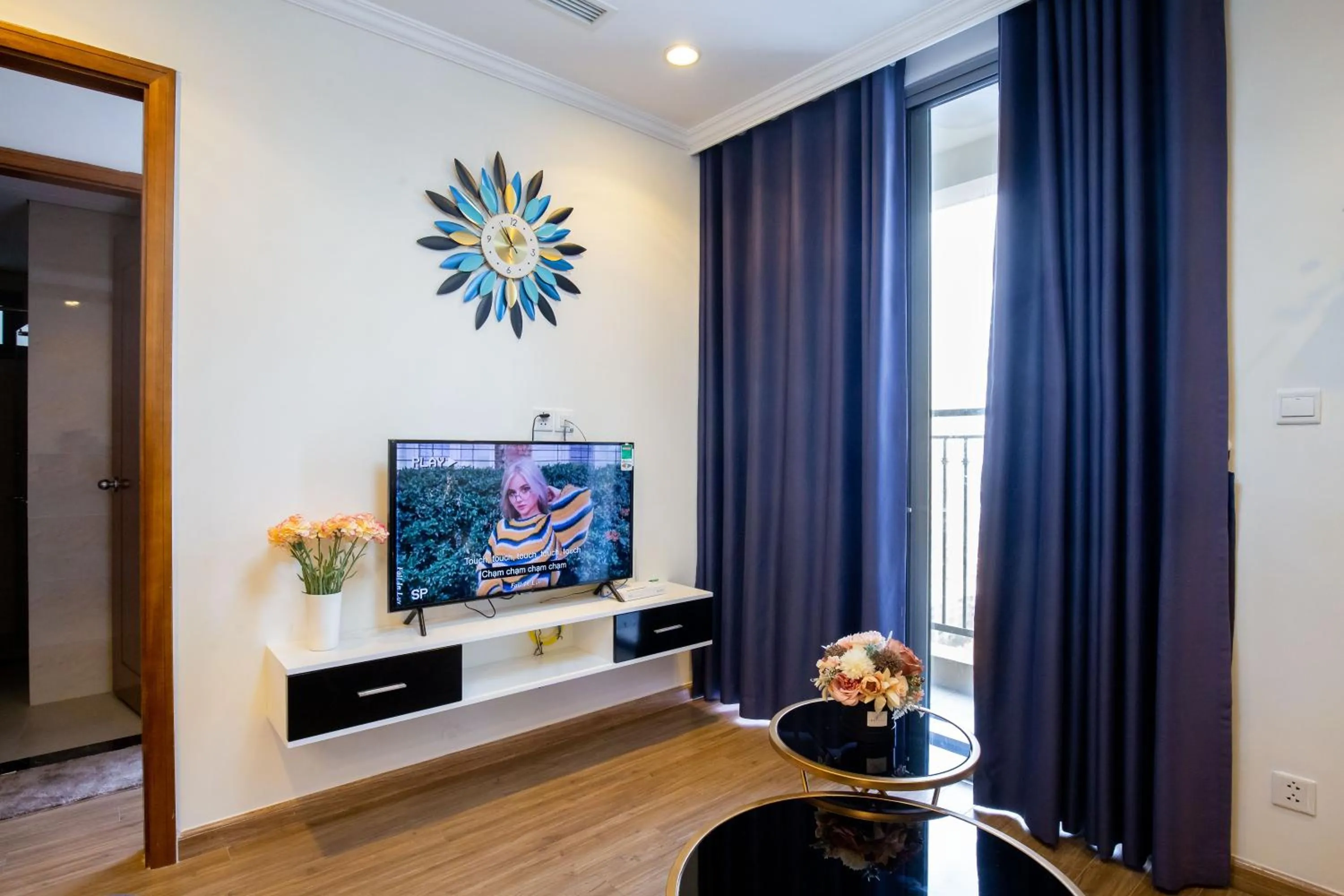 Full House Times City