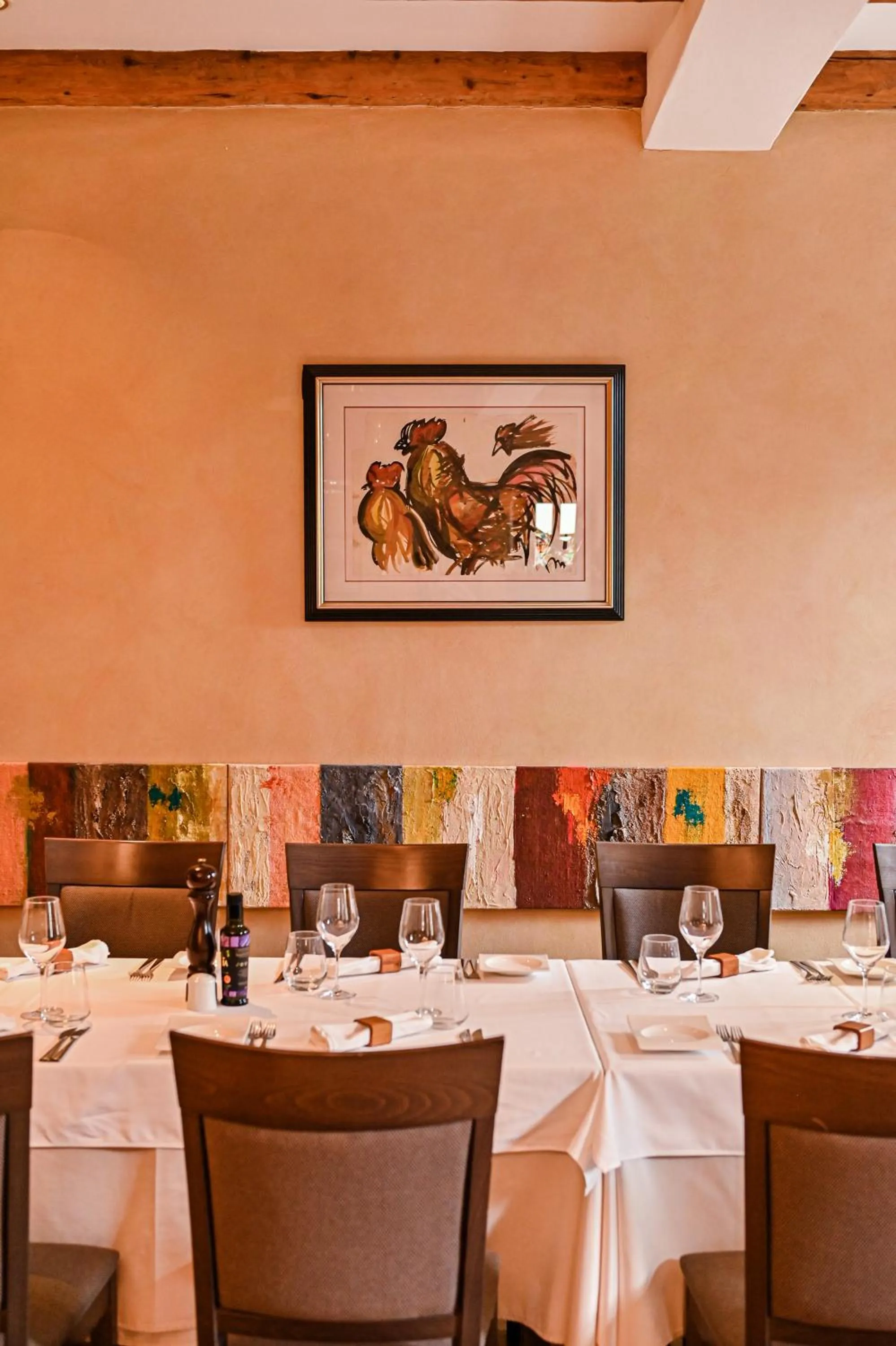 Restaurant/places to eat in Heritage Hotel Kukuriku