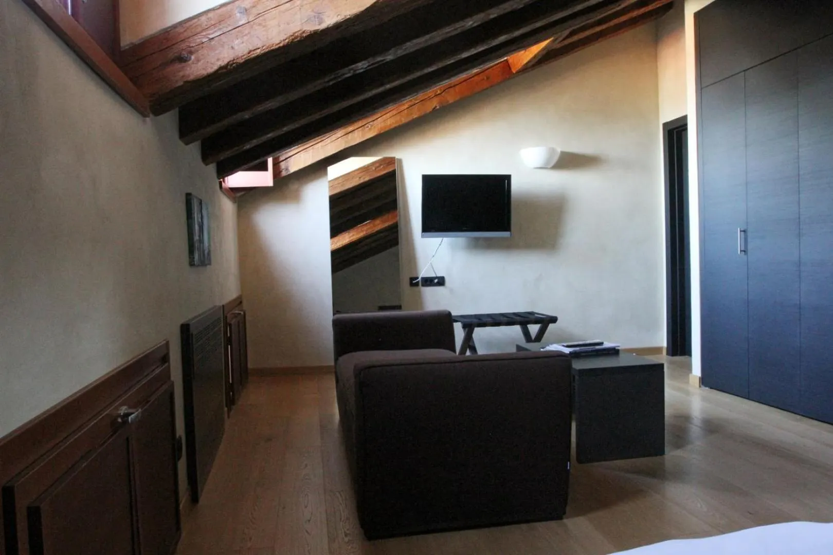 Decorative detail, Bed in Heritage Hotel Kukuriku