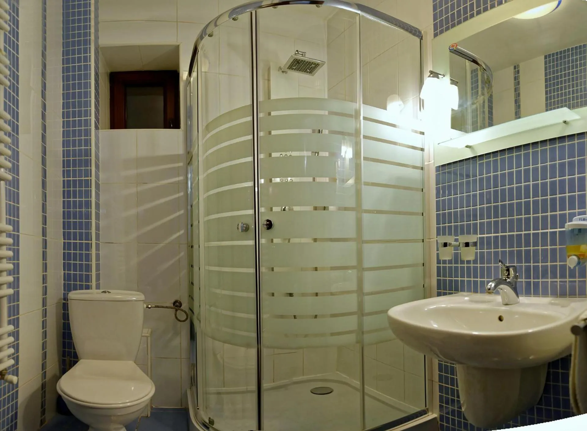 Bathroom in Hotel boutique Garden Resort by Brancoveanu