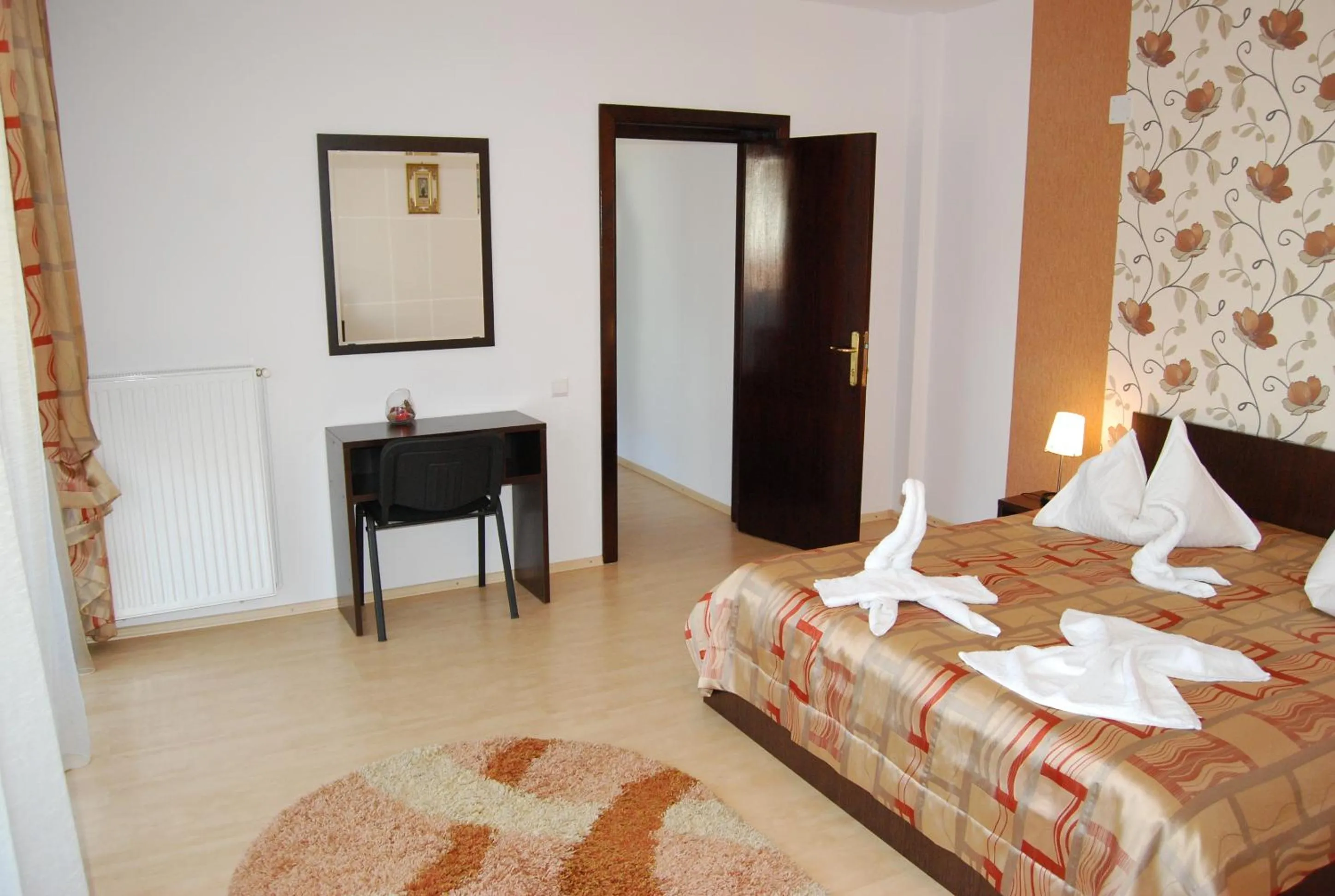 Bed in Hotel boutique Garden Resort by Brancoveanu