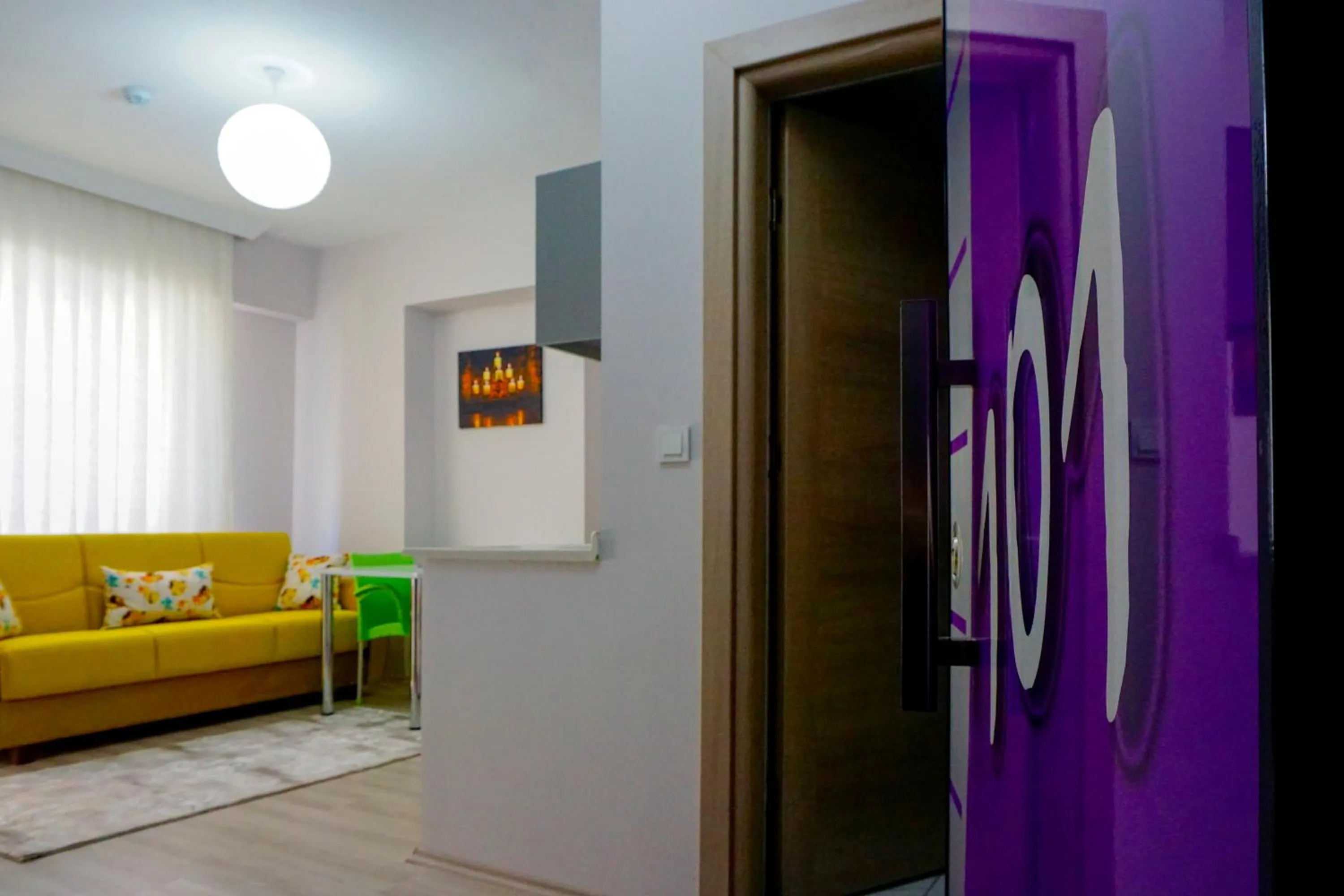 Living room, Bed in Hayat Palas