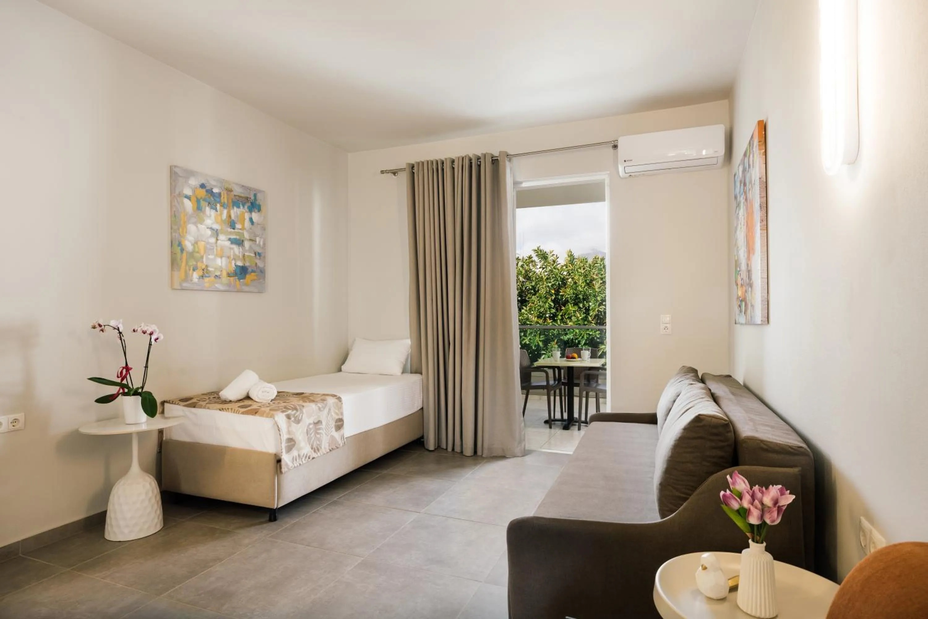 Bed in Costas & Chrysoula