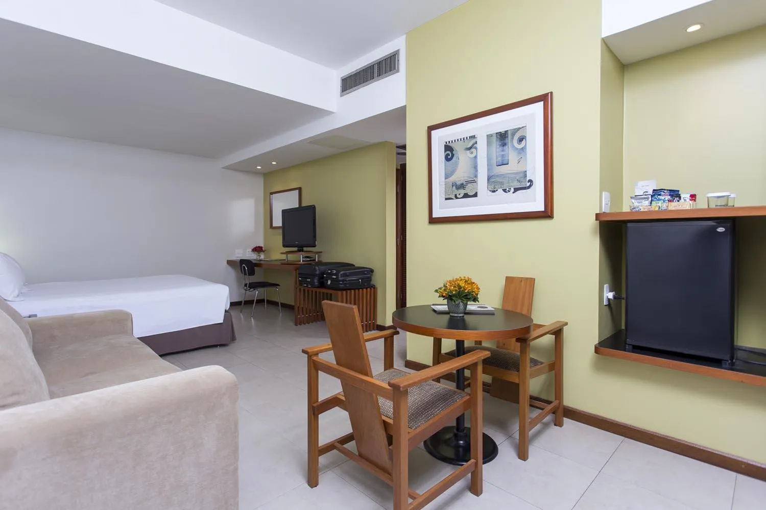 TV and multimedia in Black Stream Hotel