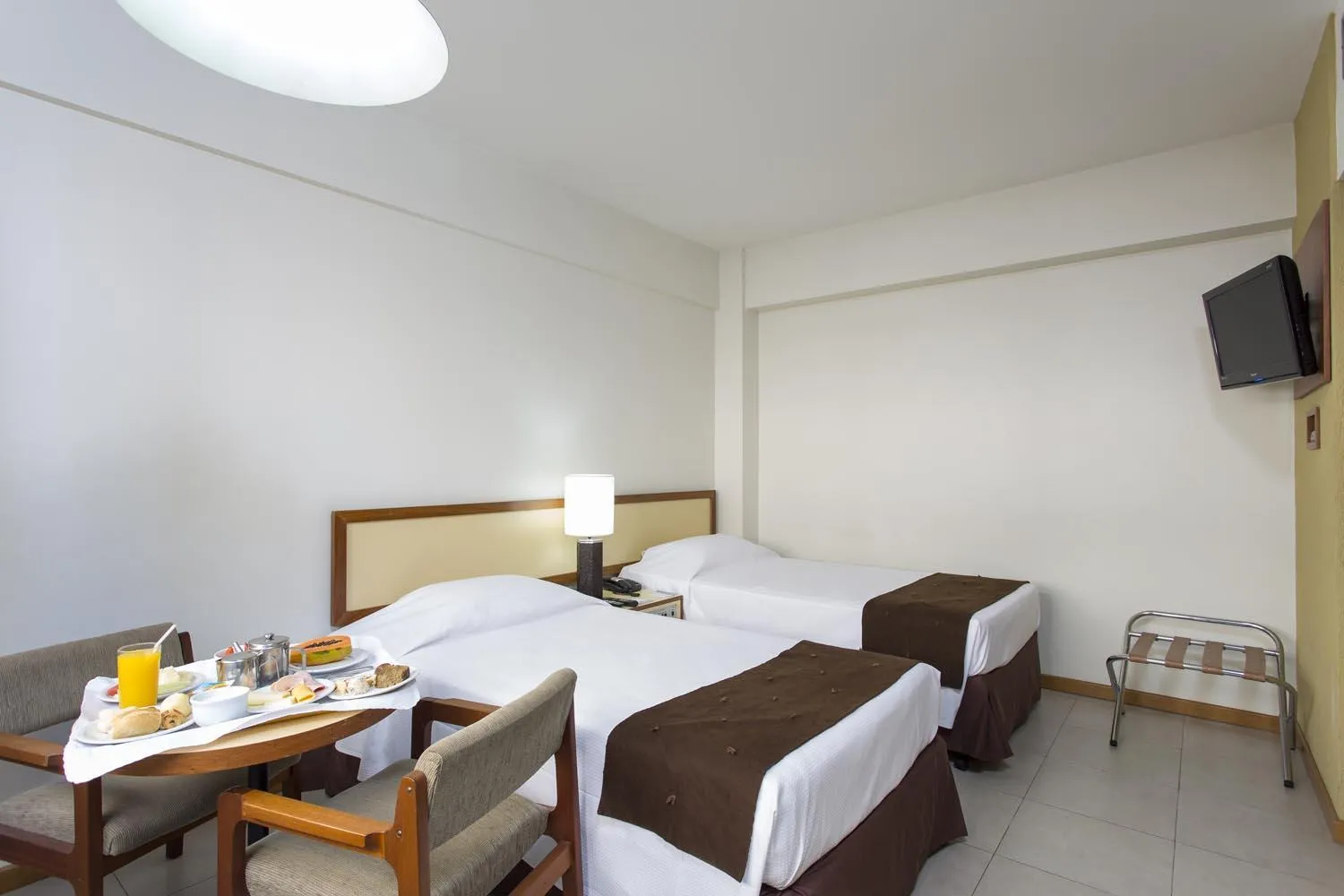 TV and multimedia, Bed in Black Stream Hotel