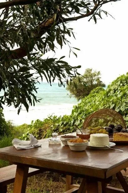 Restaurant/places to eat in Hurricane Beach Hotel