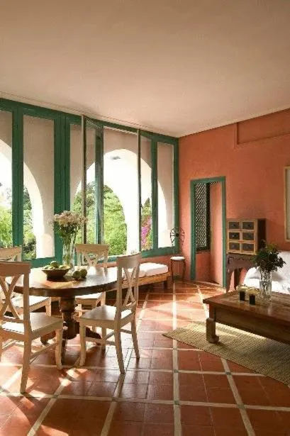Seating area in Hurricane Beach Hotel