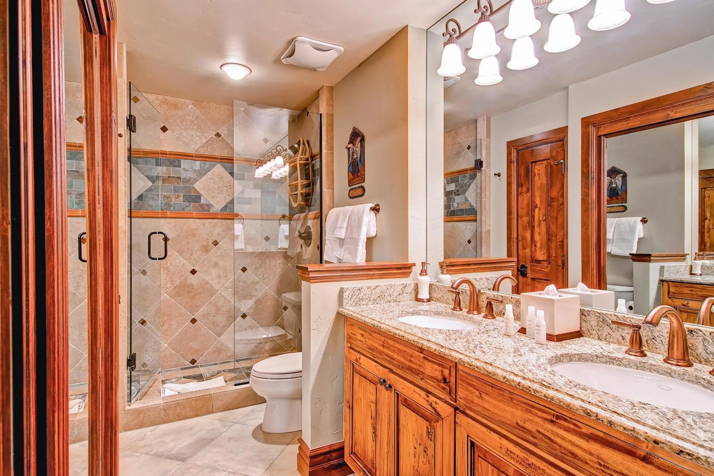 Bathroom in Highlands Lodge #107