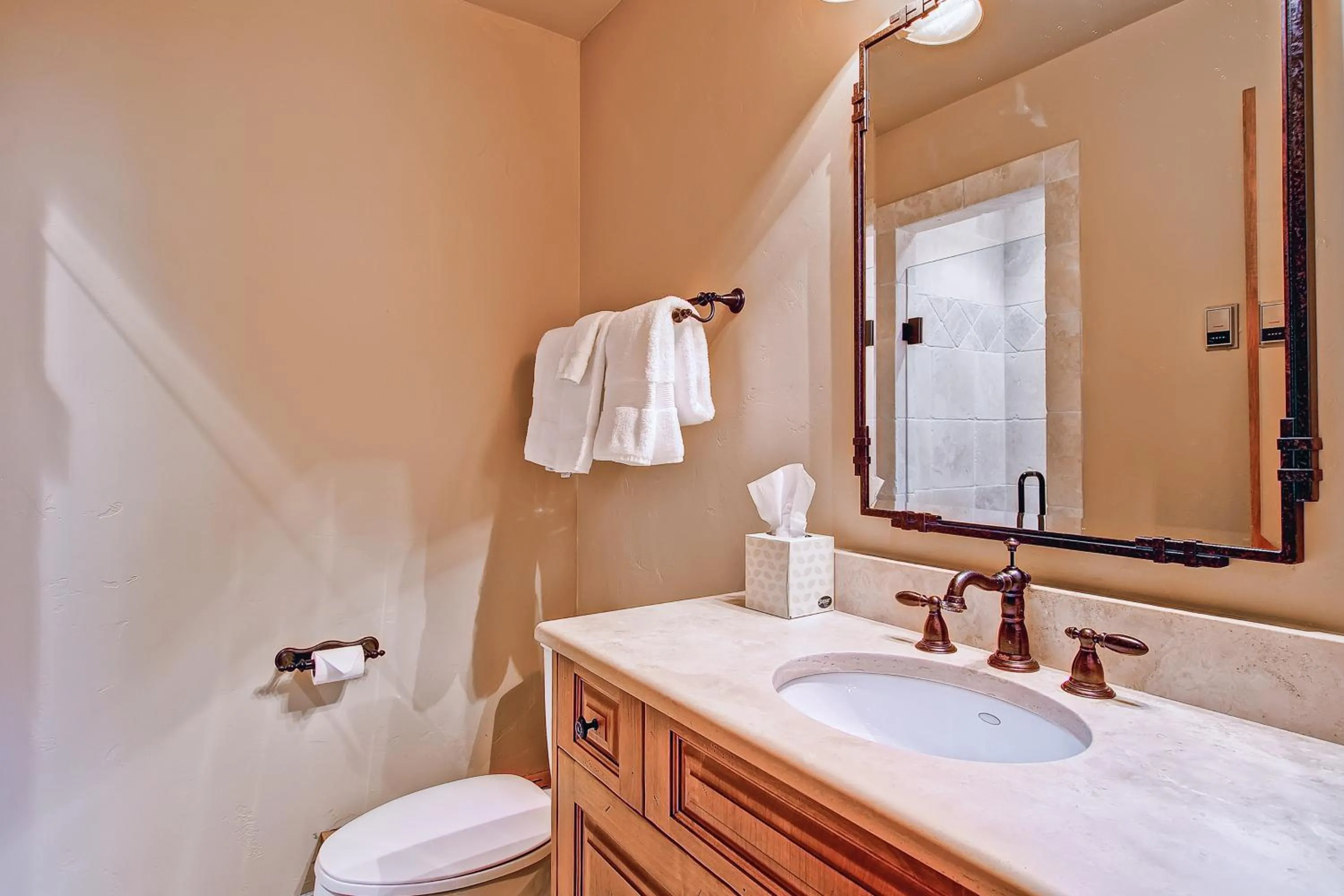 Bathroom in Highlands Lodge #107