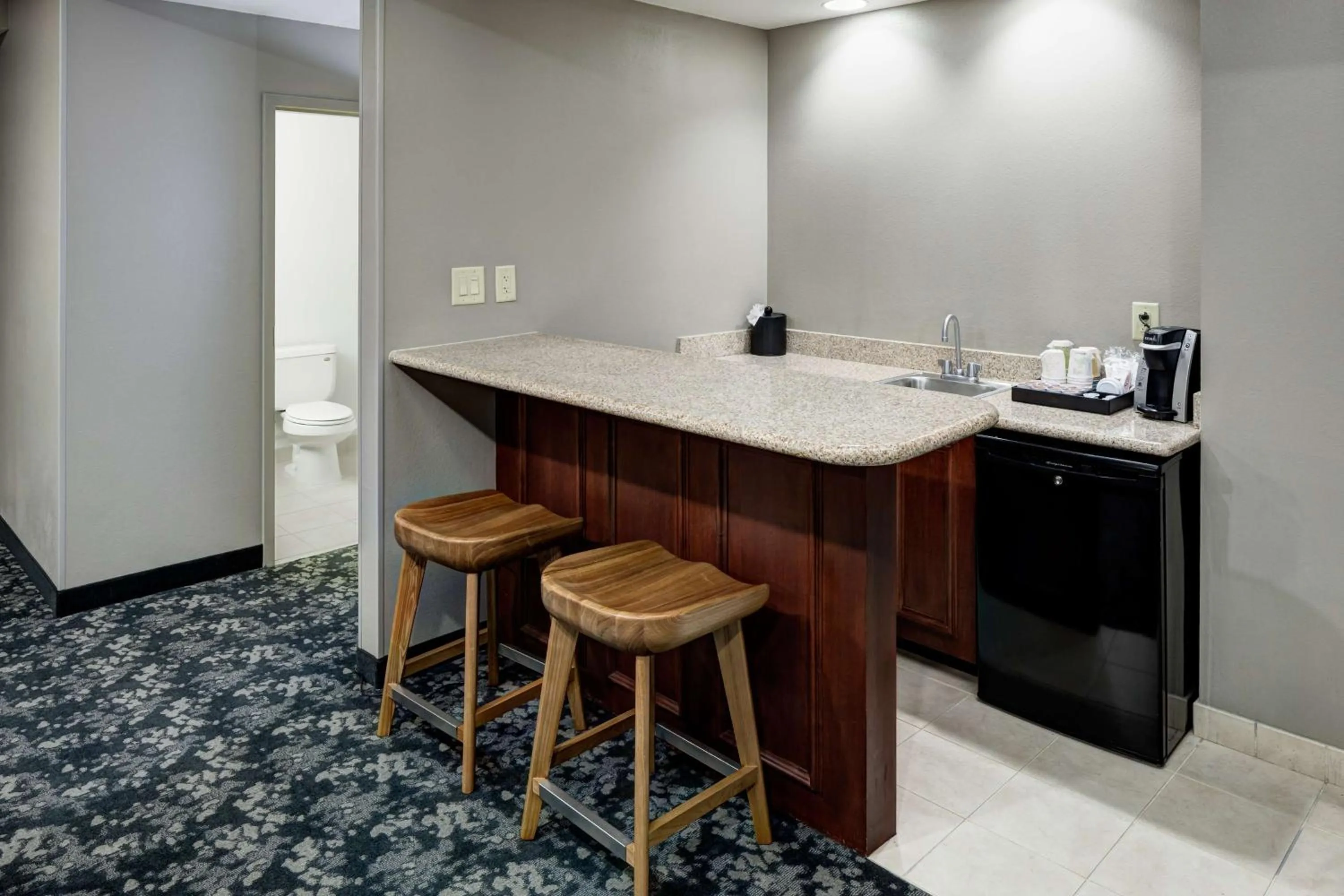 Kitchen or kitchenette in Hilton Garden Inn Nashville Vanderbilt