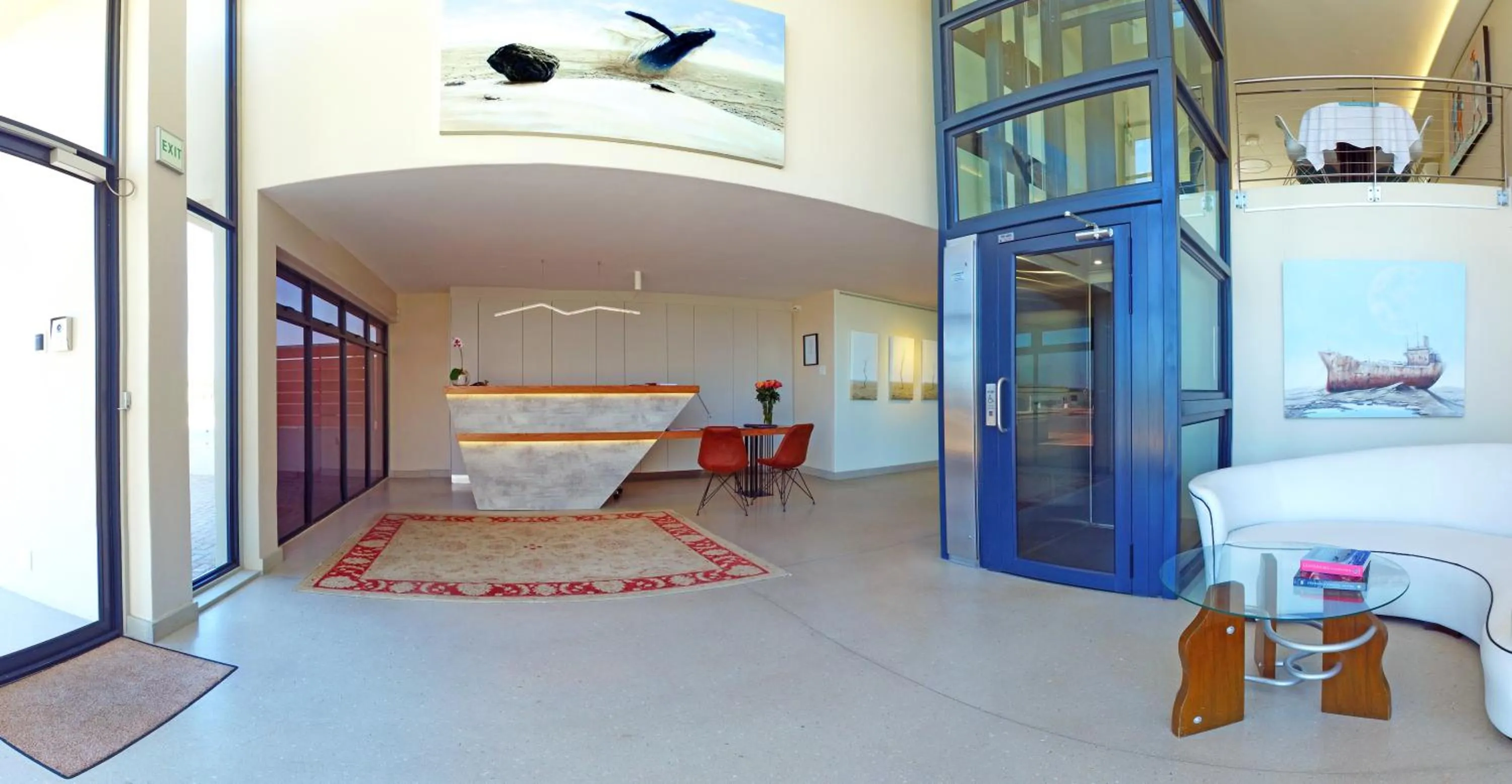 Lobby or reception, Bed in 7 on Marine