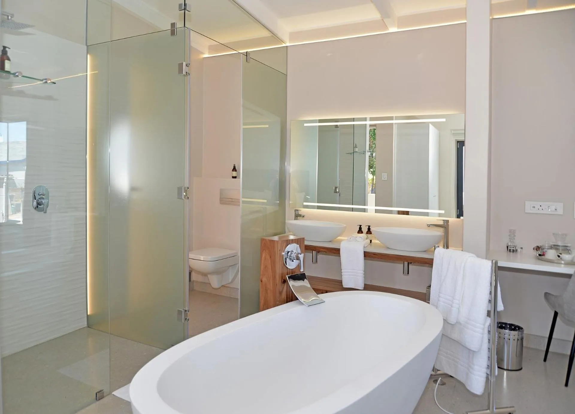 Bathroom in 7 on Marine