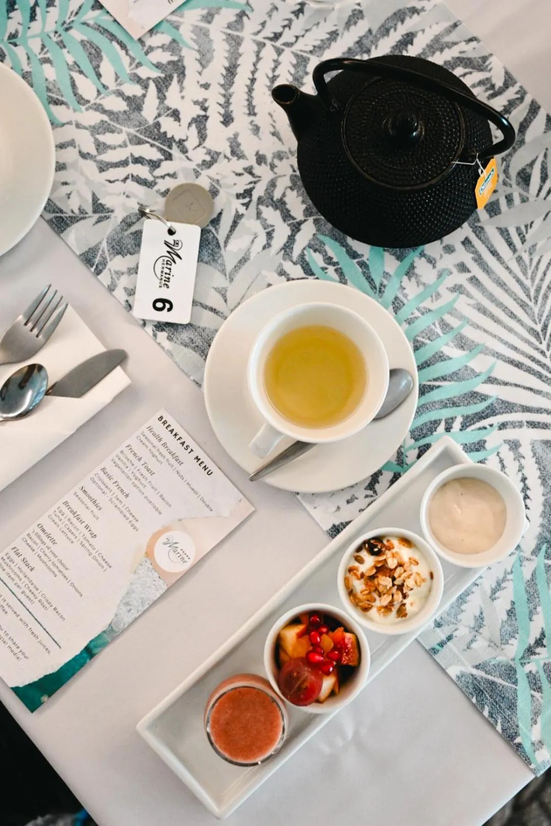 Breakfast in 7 on Marine