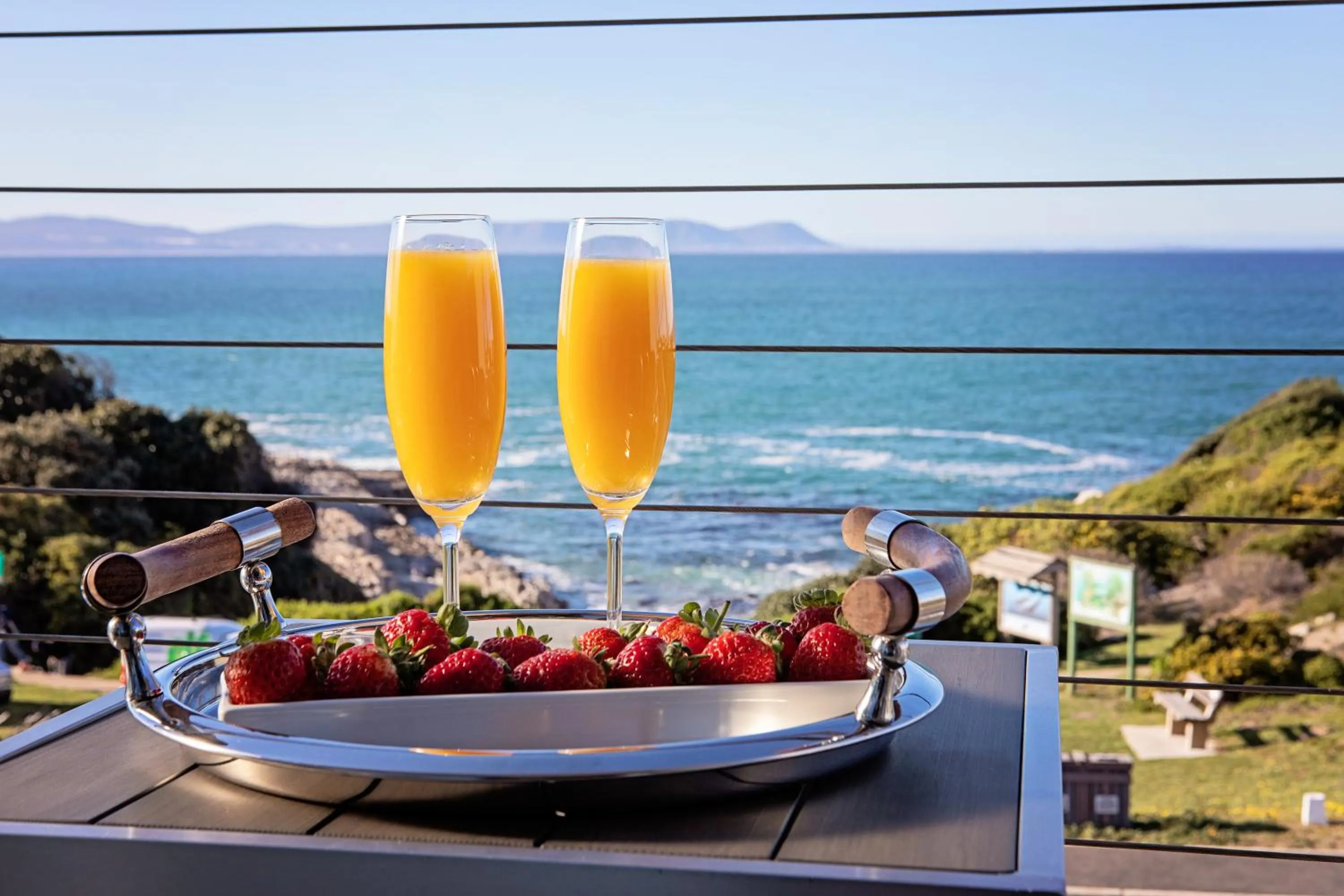 Sea view in 7 on Marine