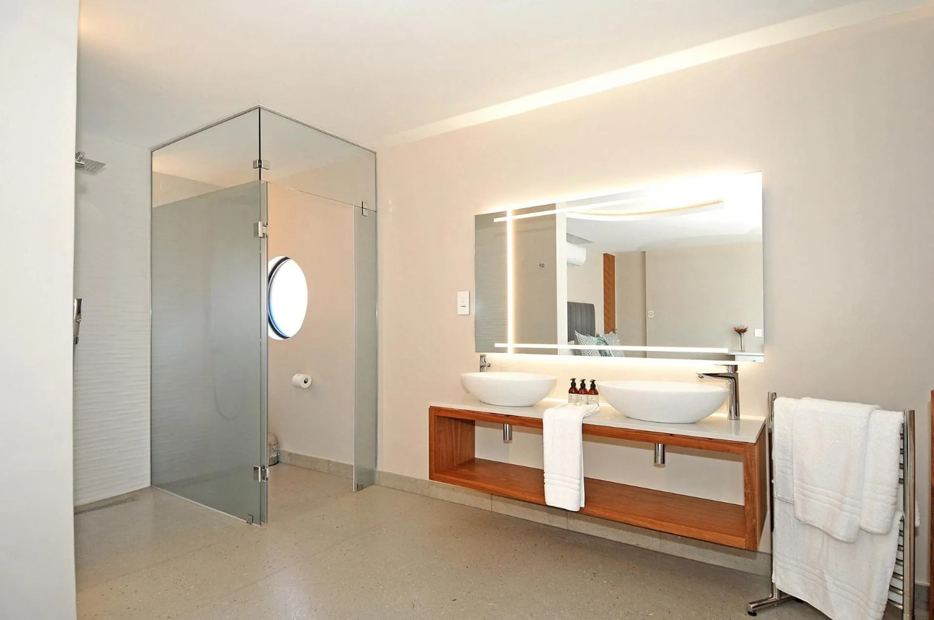 Bathroom in 7 on Marine