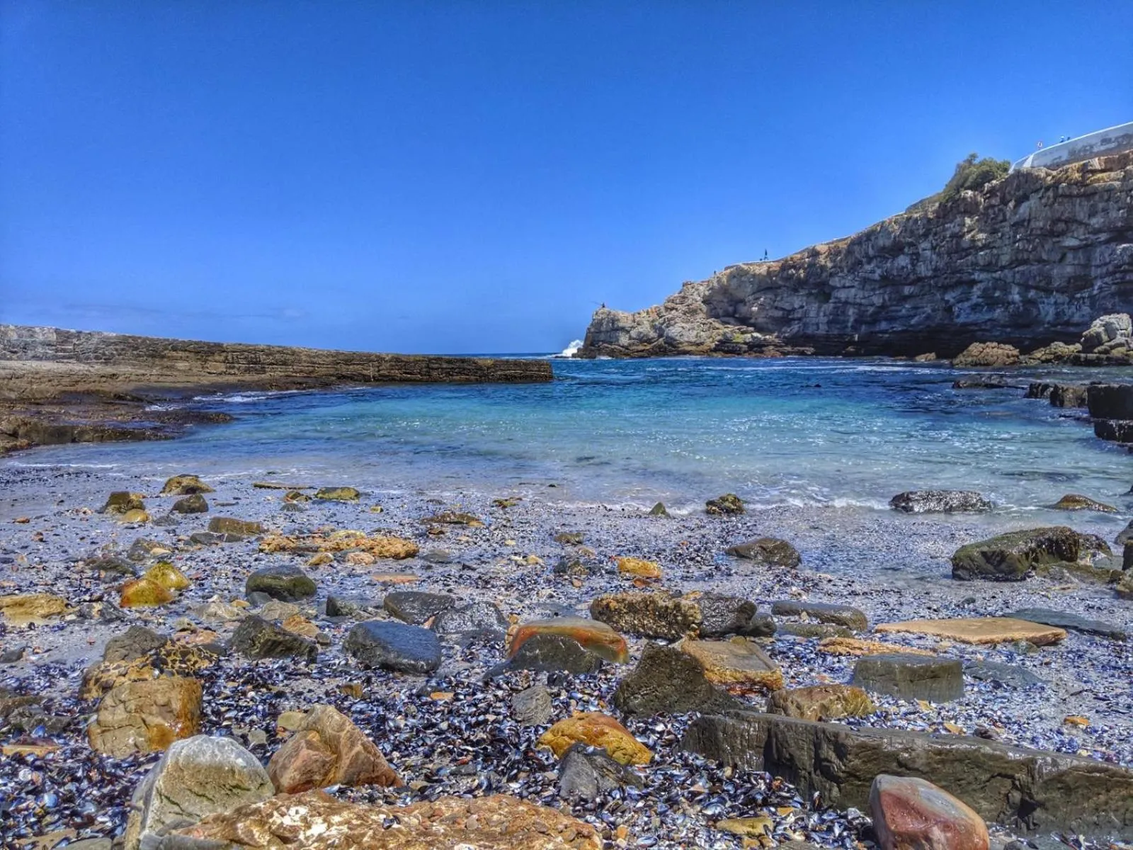 Nearby landmark in 7 on Marine