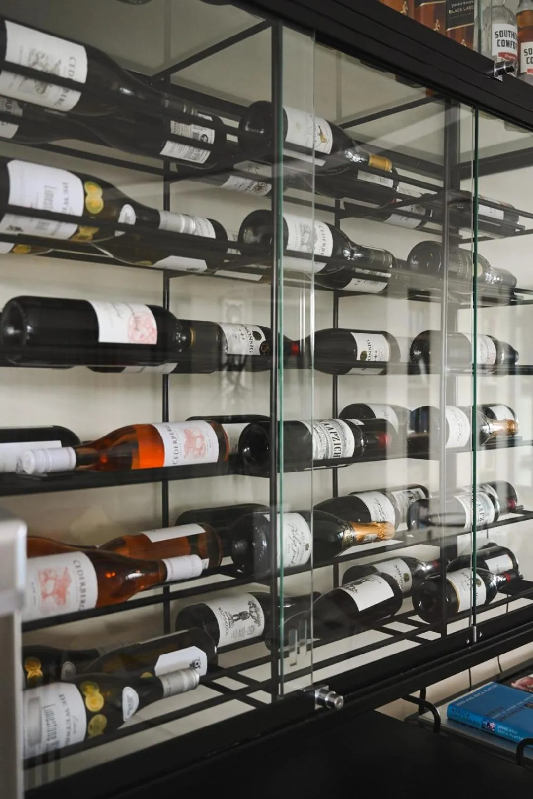 Drinks in 7 on Marine