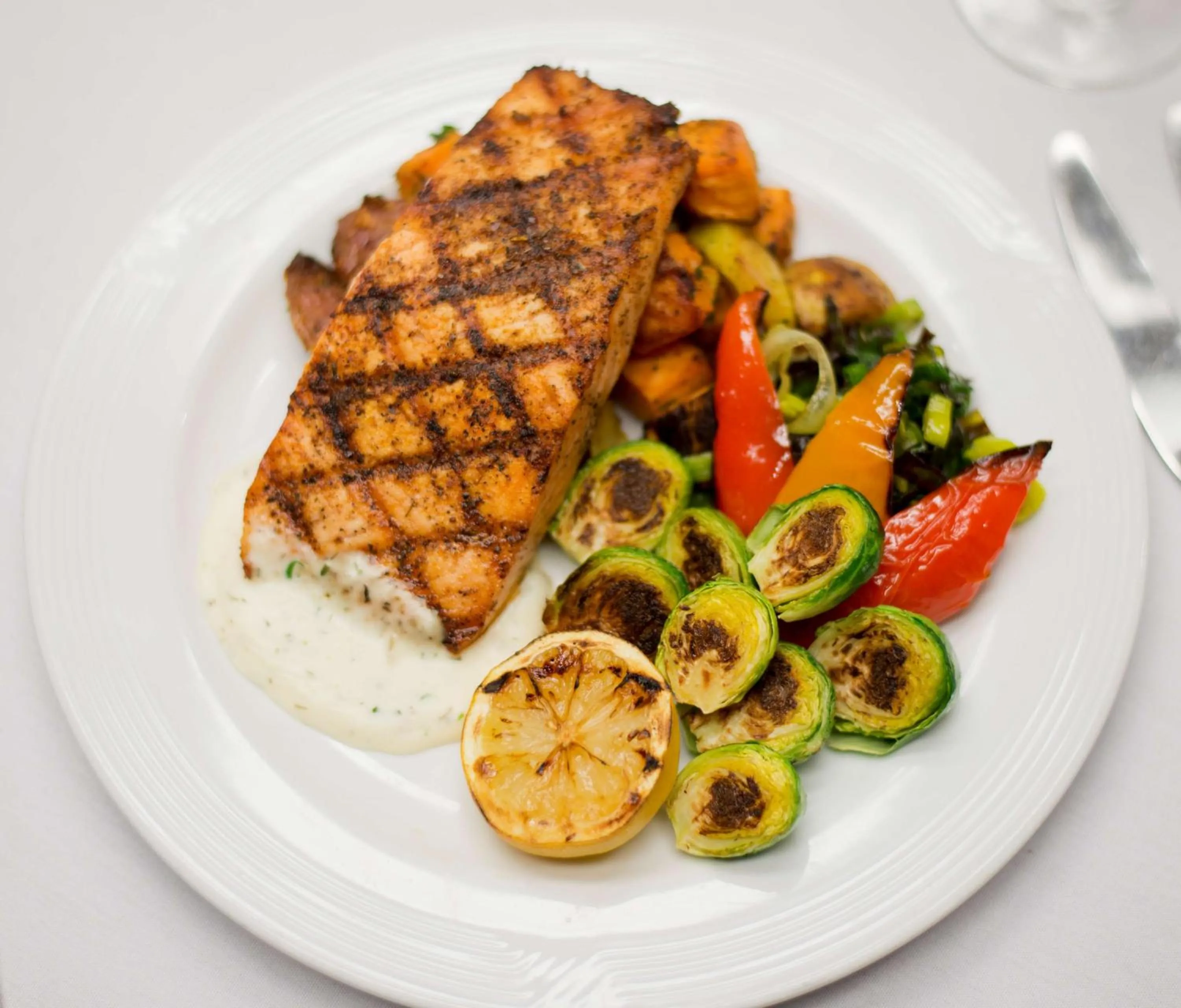 Restaurant/places to eat in DoubleTree Suites by Hilton Bentonville