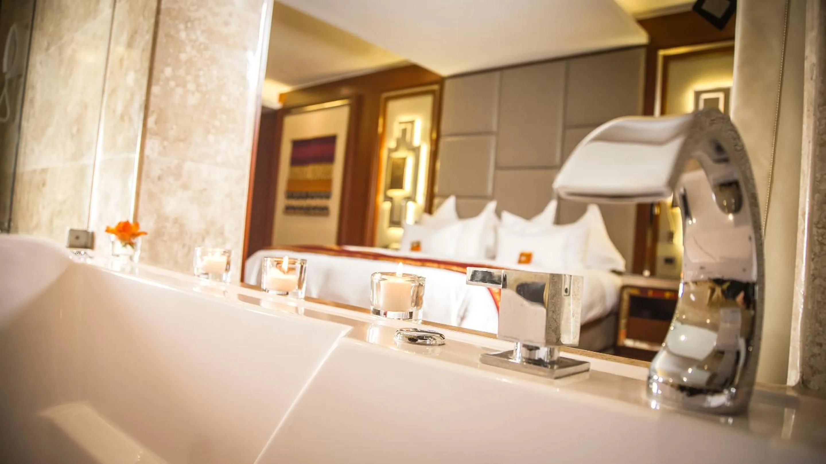 Bathroom in Sumaq Machu Picchu Hotel