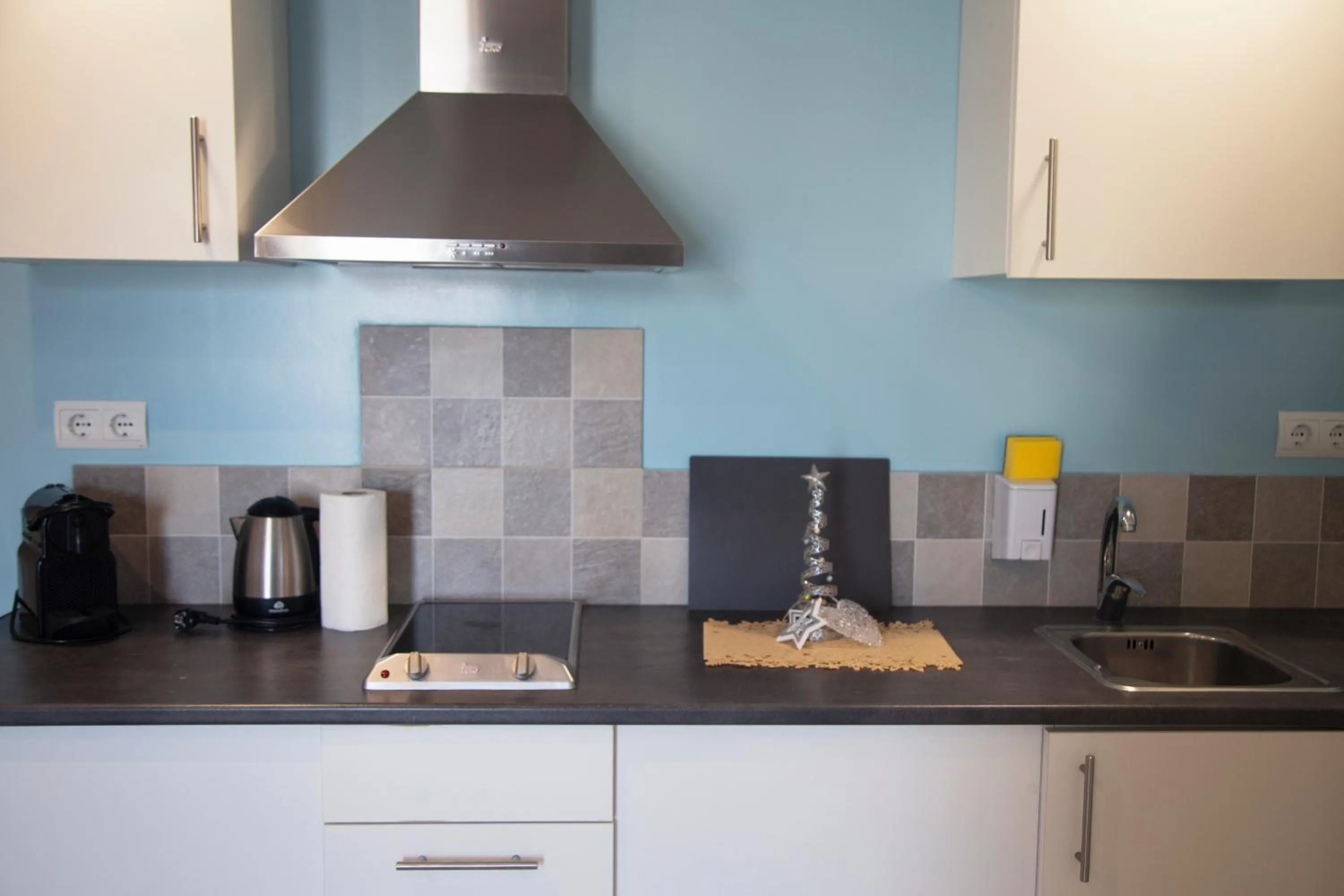 Coffee/tea facilities in Apartamentos Comfort Calella