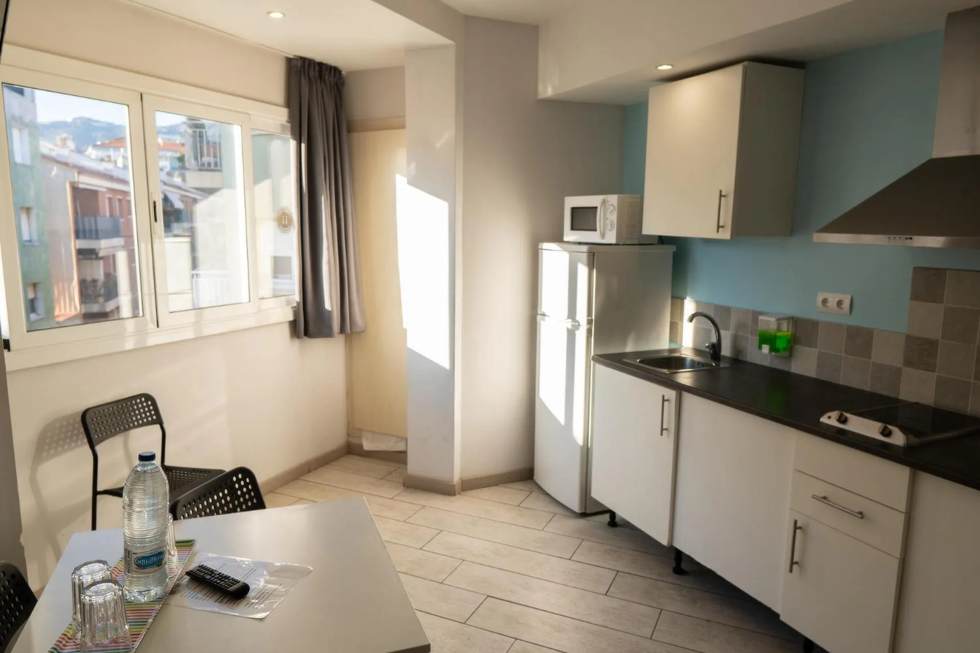 Kitchen or kitchenette in Apartamentos Comfort Calella