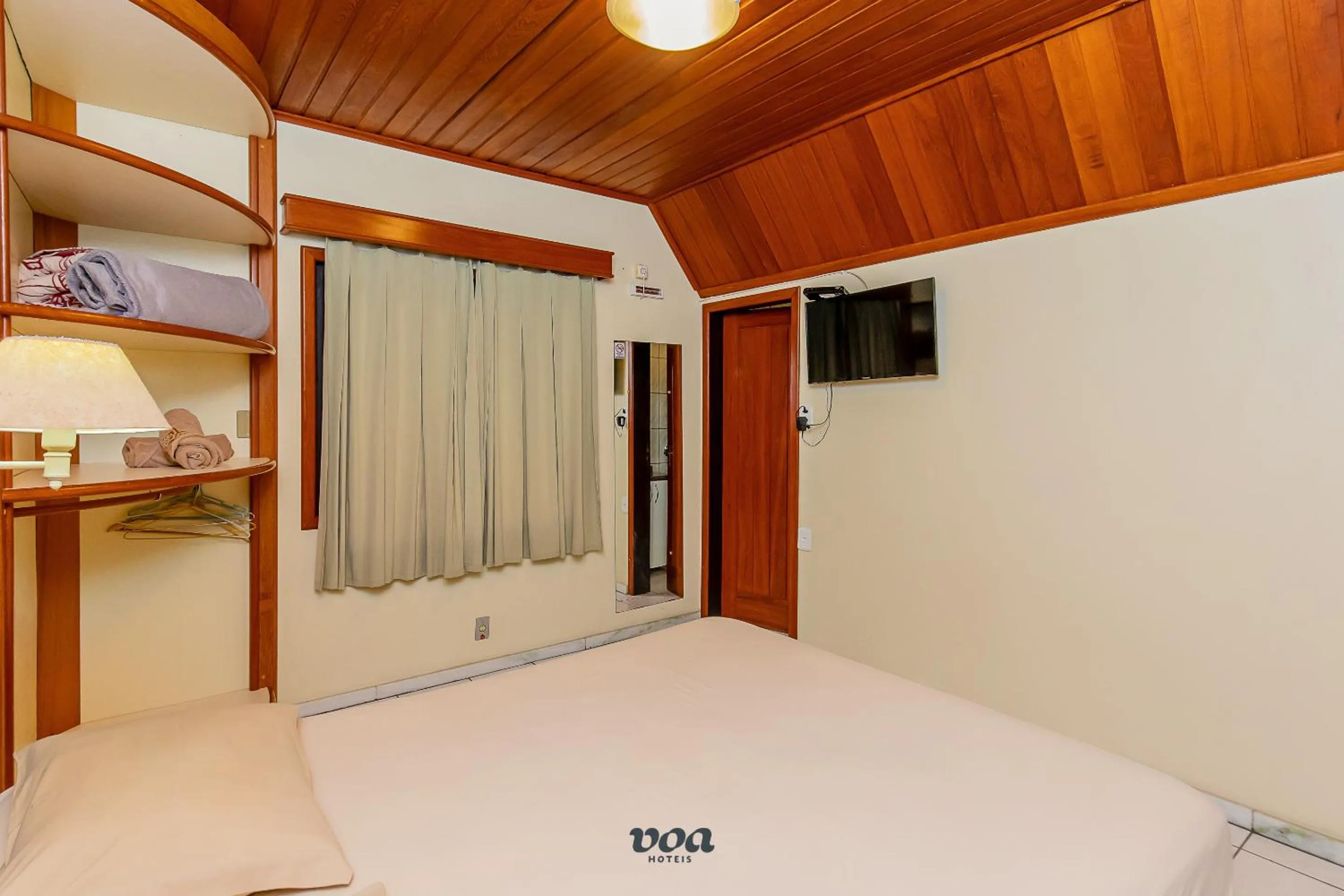 Bedroom, Bed in VOA Samuka Hotel