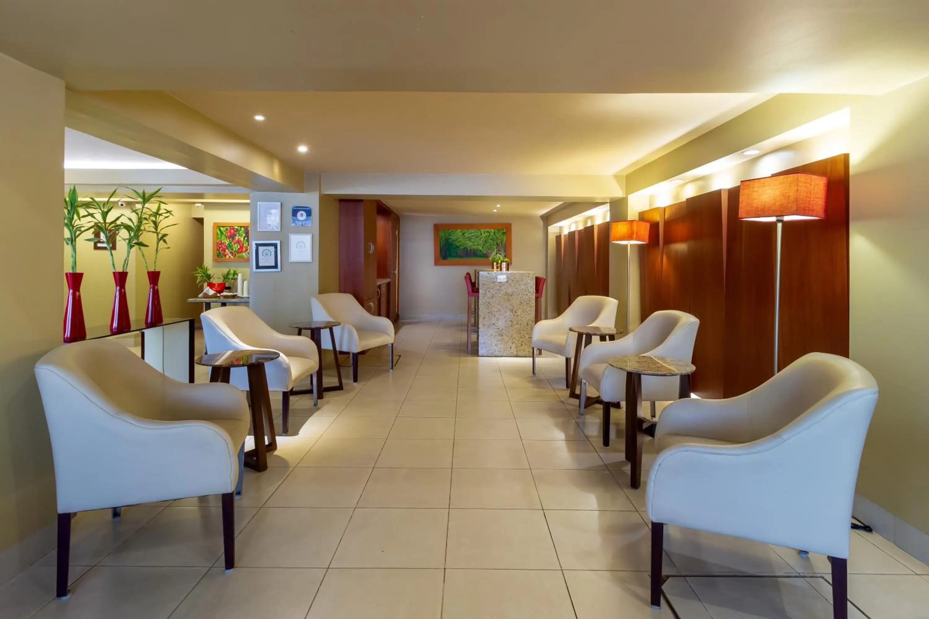 Seating area in Hotel Palace Guayaquil