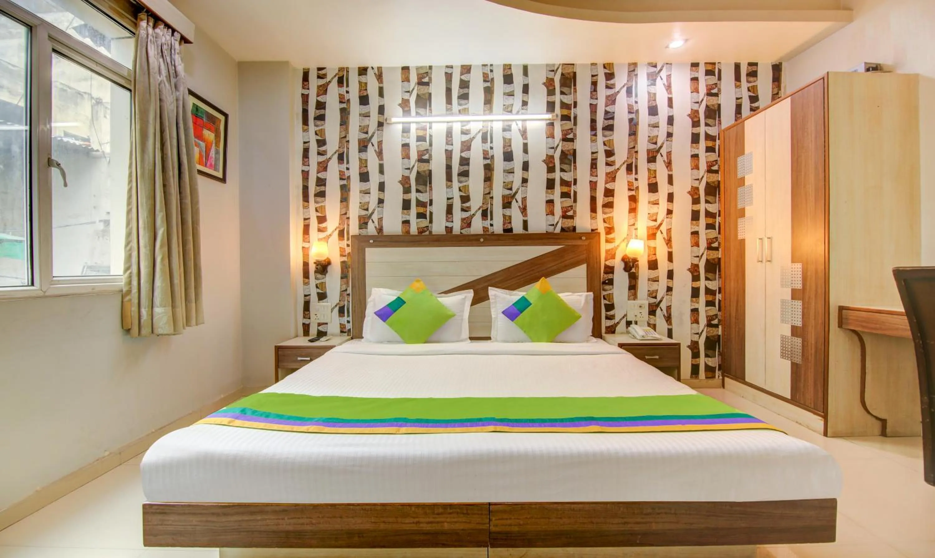 Bedroom, Bed in Treebo Rockwell Plaza