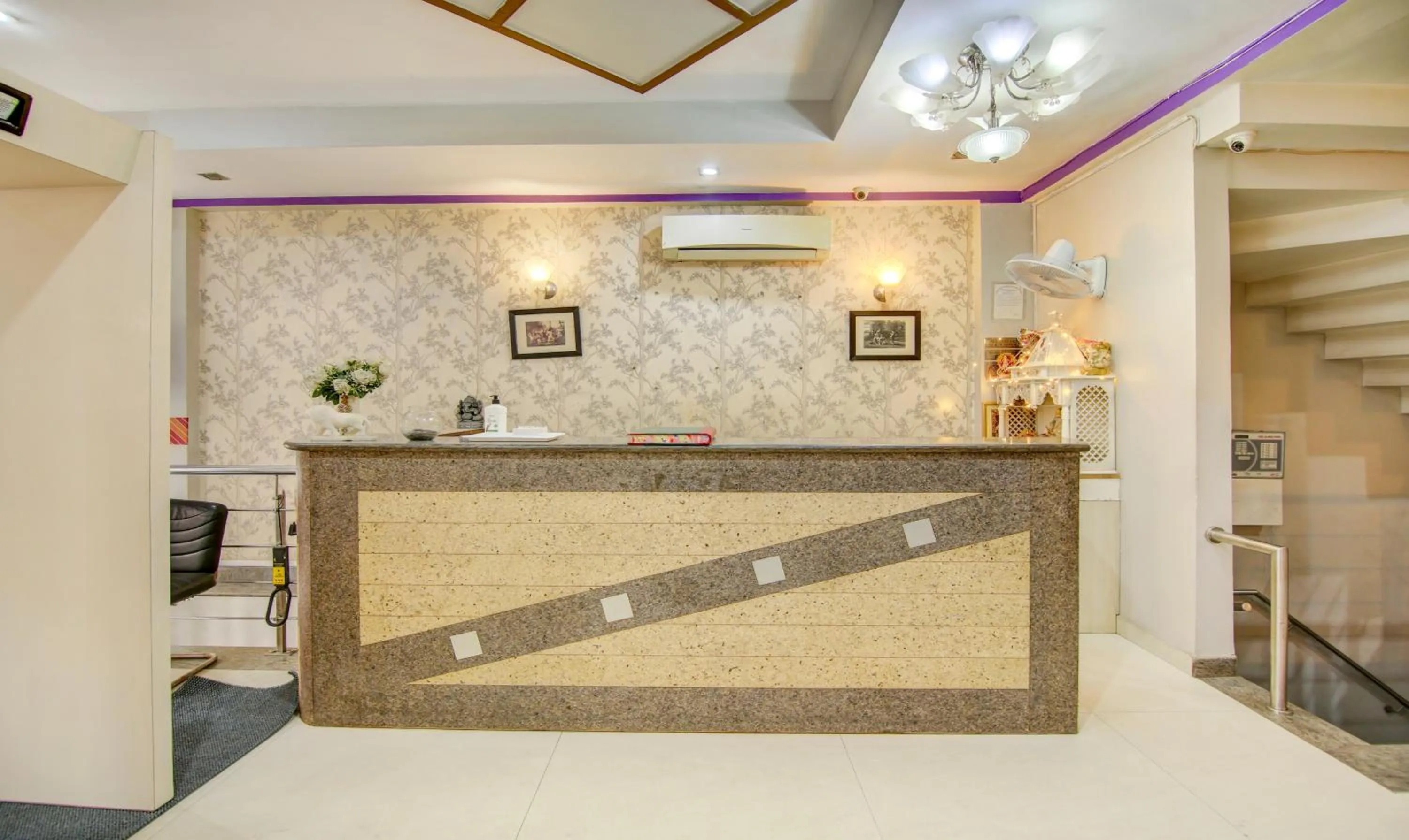 Lobby or reception in Treebo Rockwell Plaza