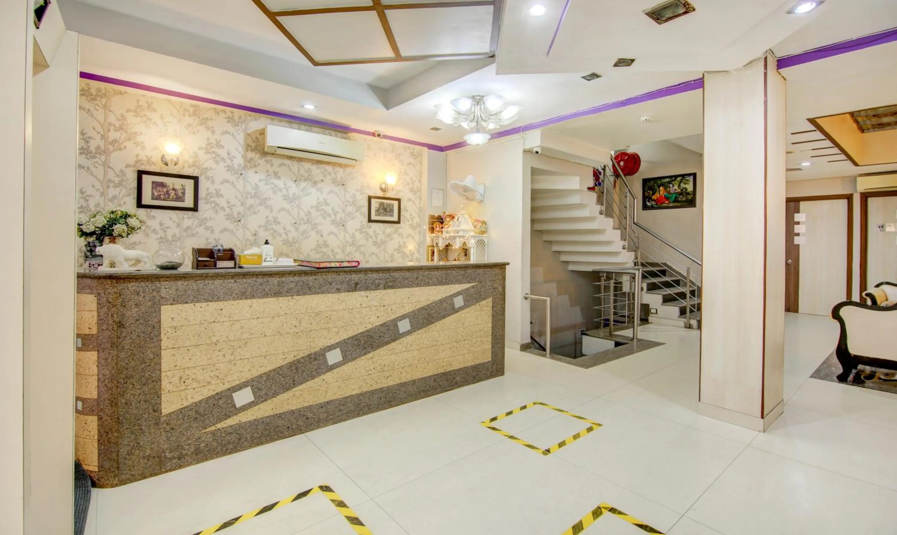 Lobby or reception in Treebo Rockwell Plaza