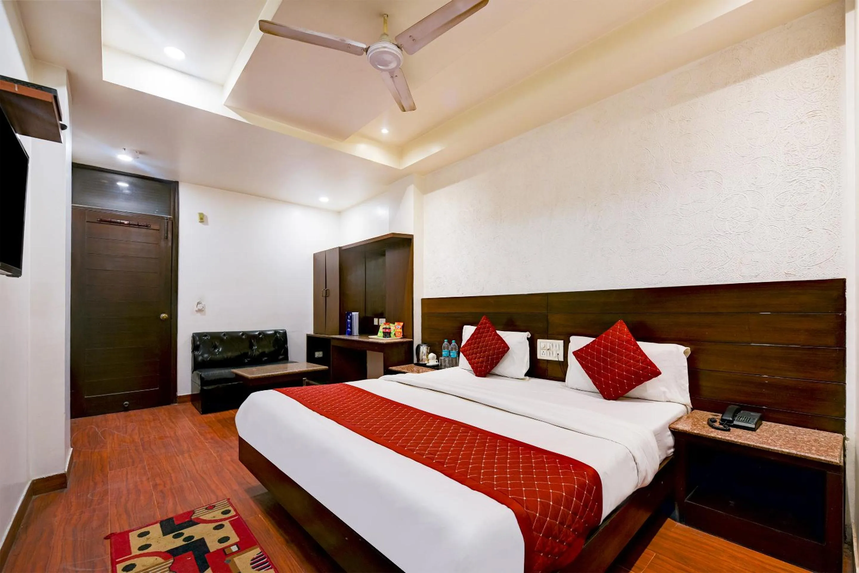 TV and multimedia, Bed in The Raj at New Delhi Railway Station