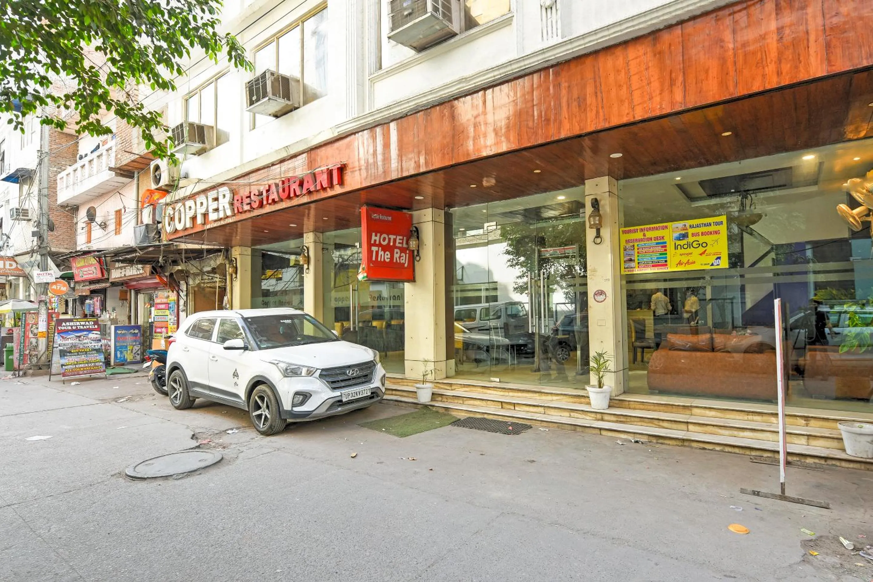 Property building in The Raj at New Delhi Railway Station