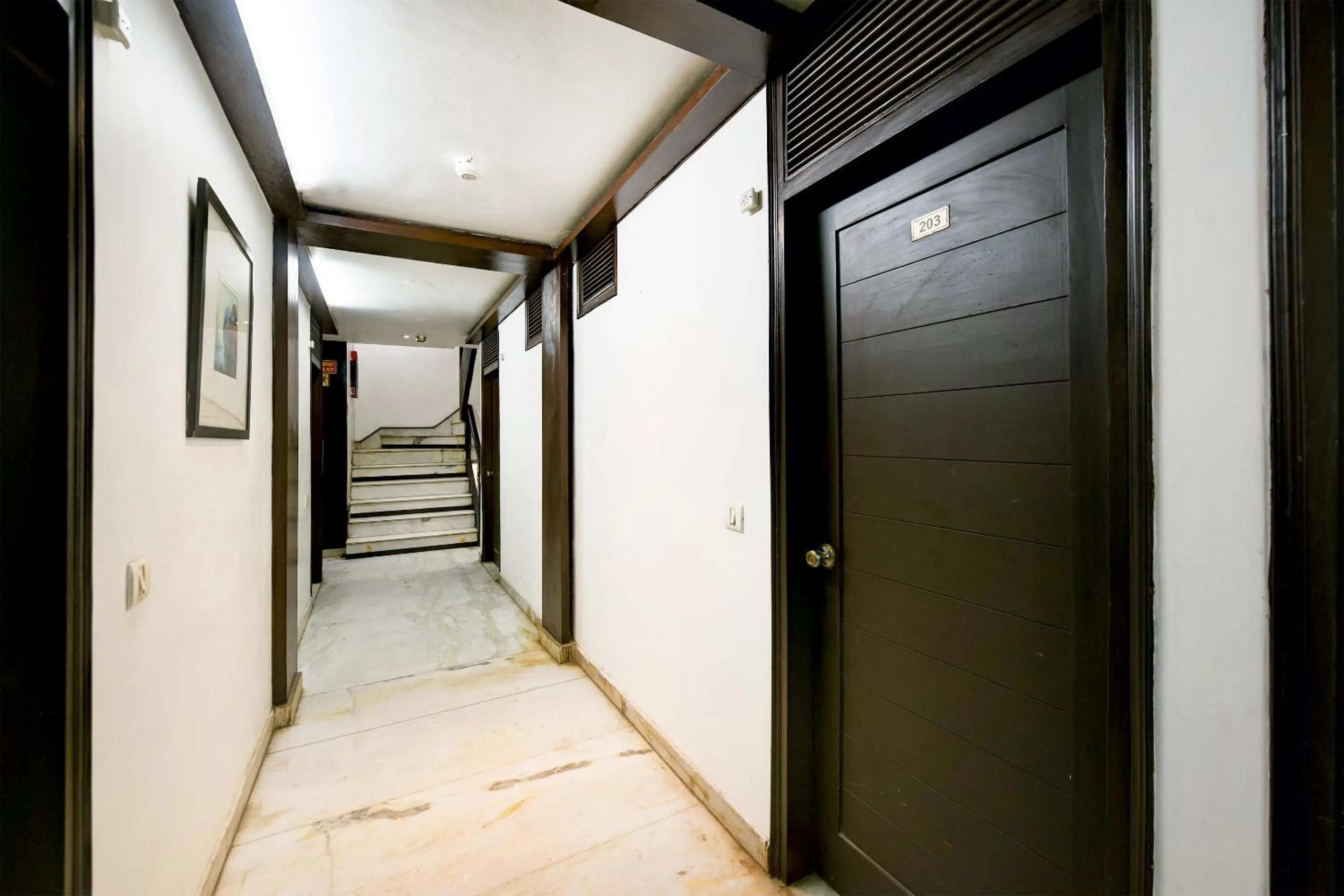 Lobby or reception in The Raj at New Delhi Railway Station